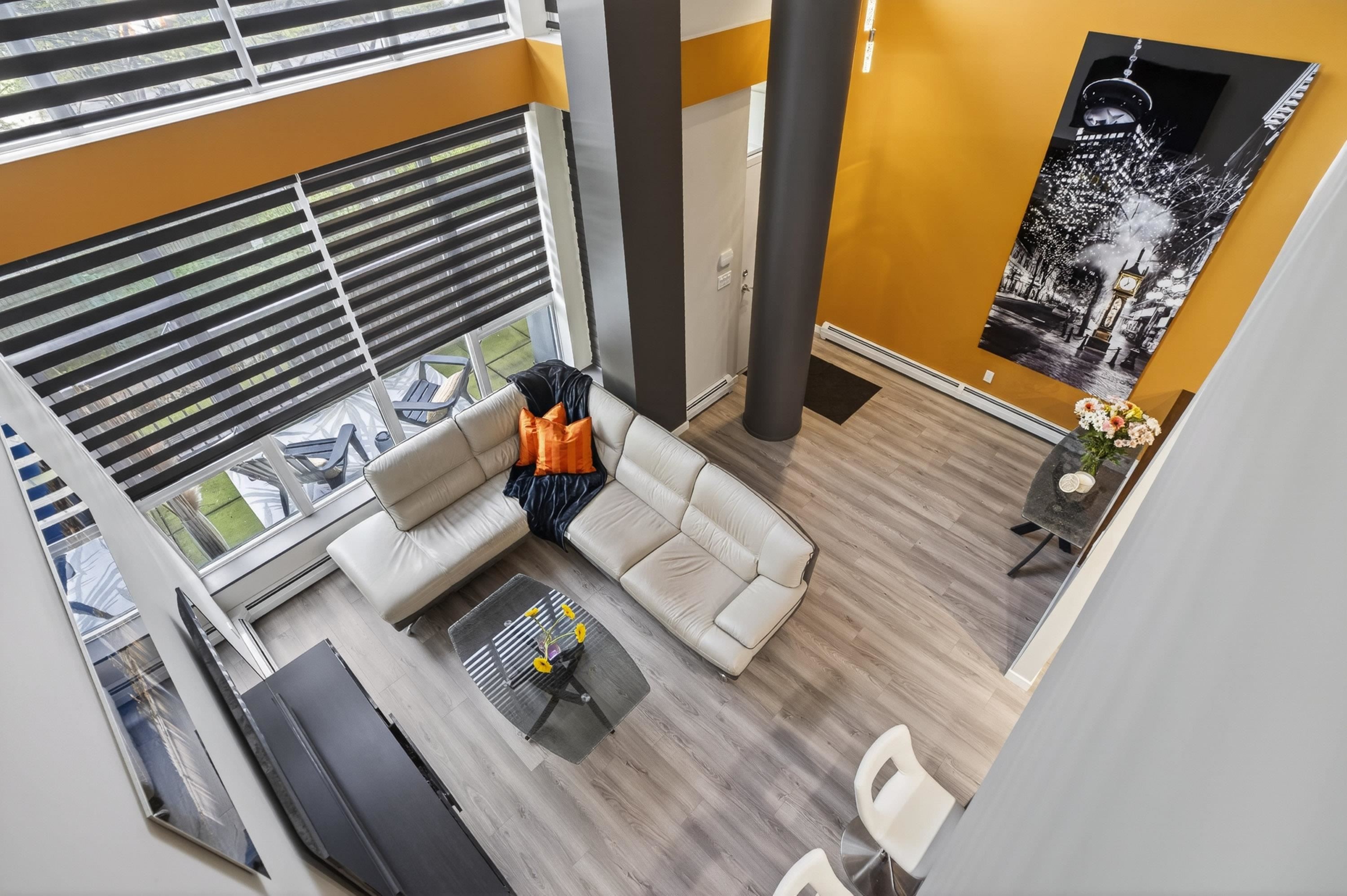 112 1St Avenue W, Vancouver, BC - Photo Showing Other Room