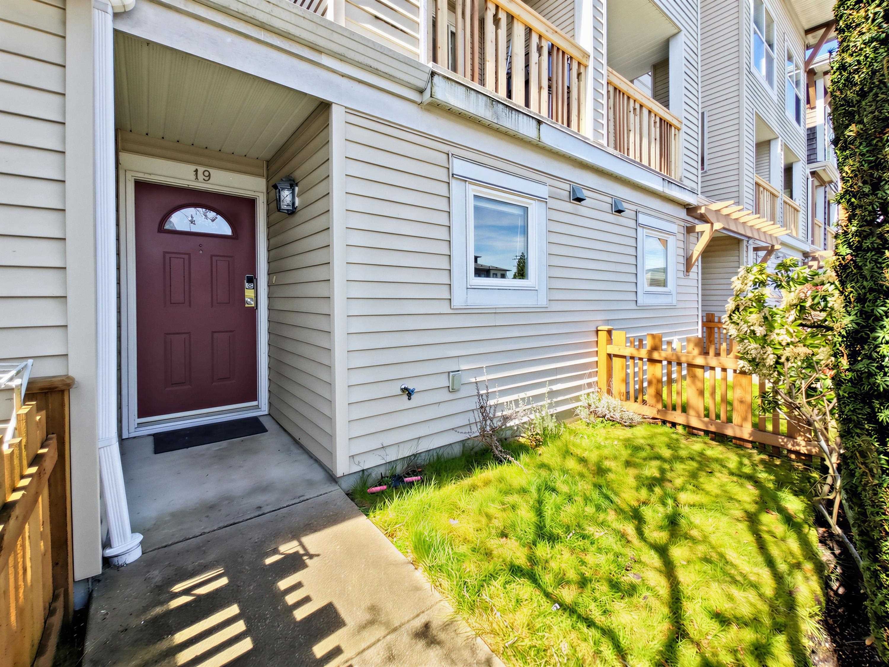 19-7100 Lynnwood Drive, Richmond, BC - Outdoor With Exterior