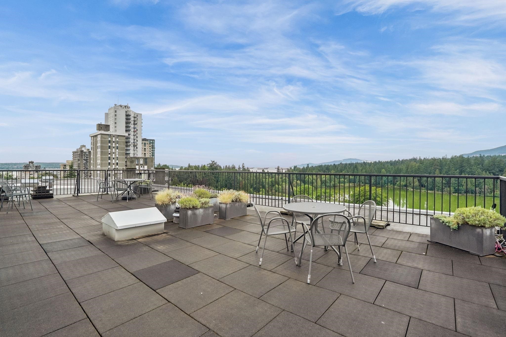 302-710 Chilco Street, Vancouver, BC - Outdoor With View