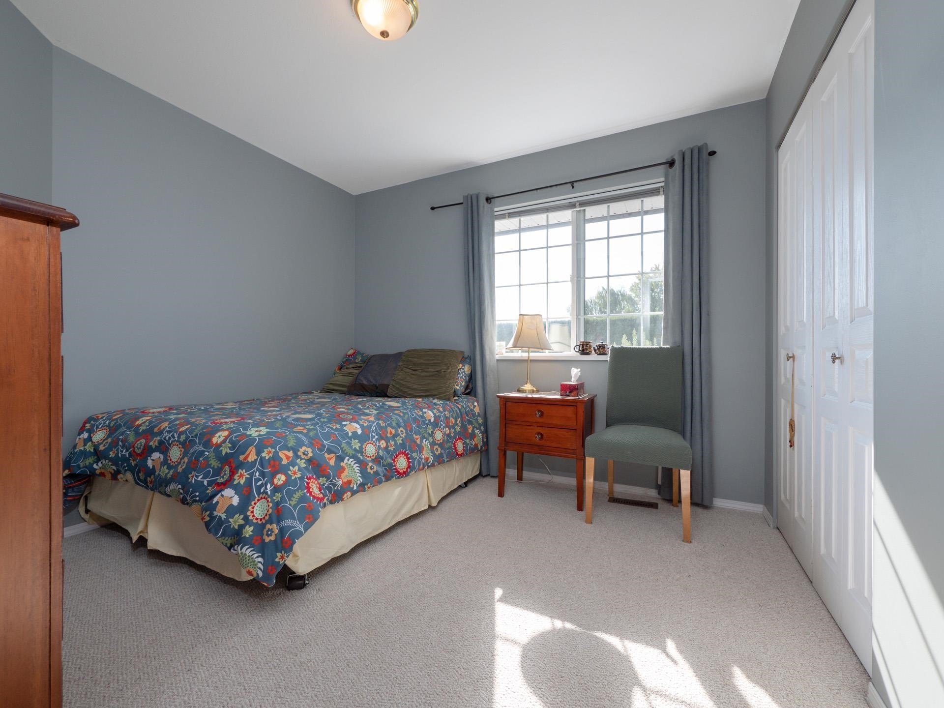 5078 Bay Road, Sechelt, BC - Indoor Photo Showing Bedroom