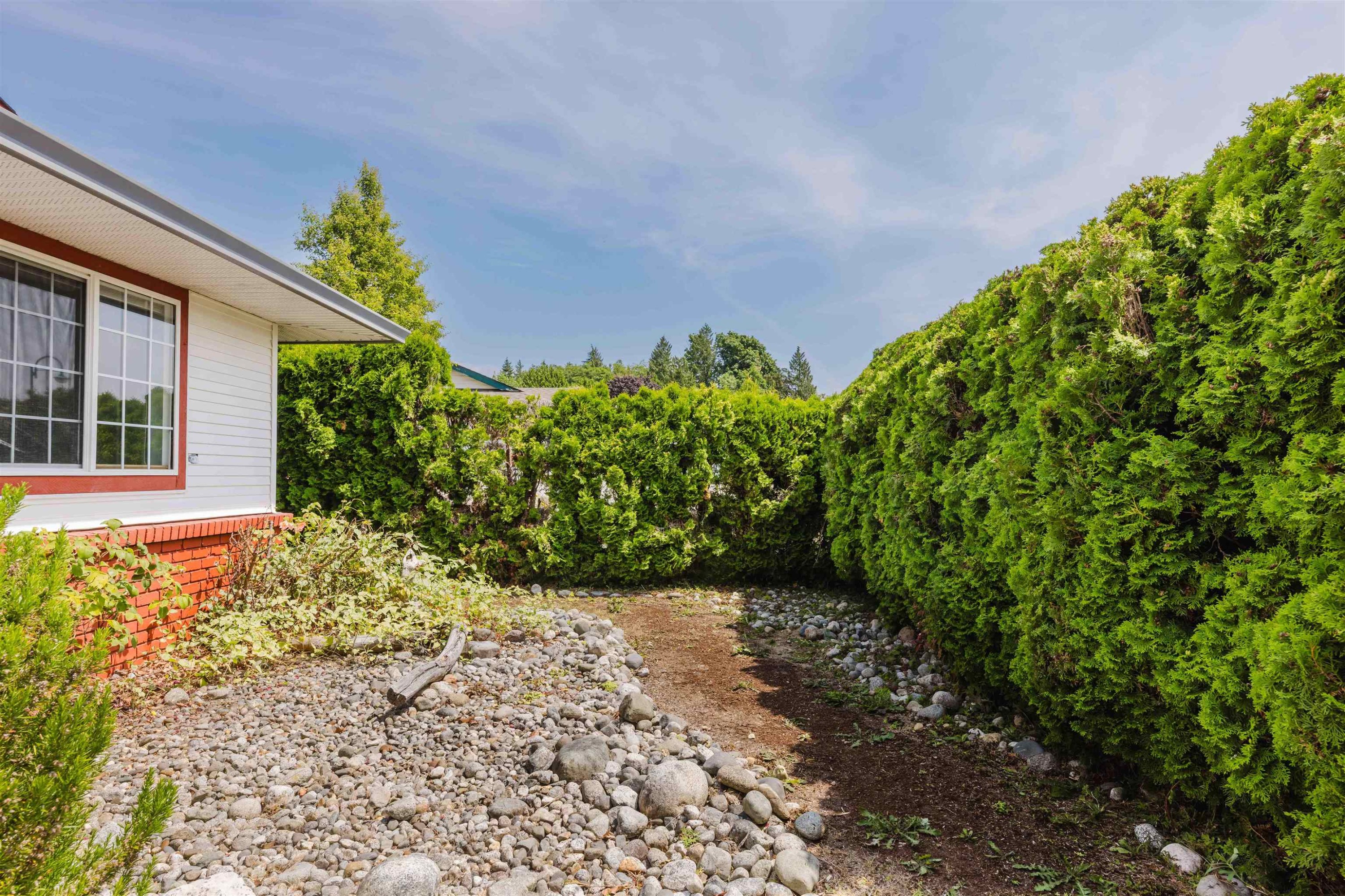 5078 Bay Road, Sechelt, BC - Outdoor