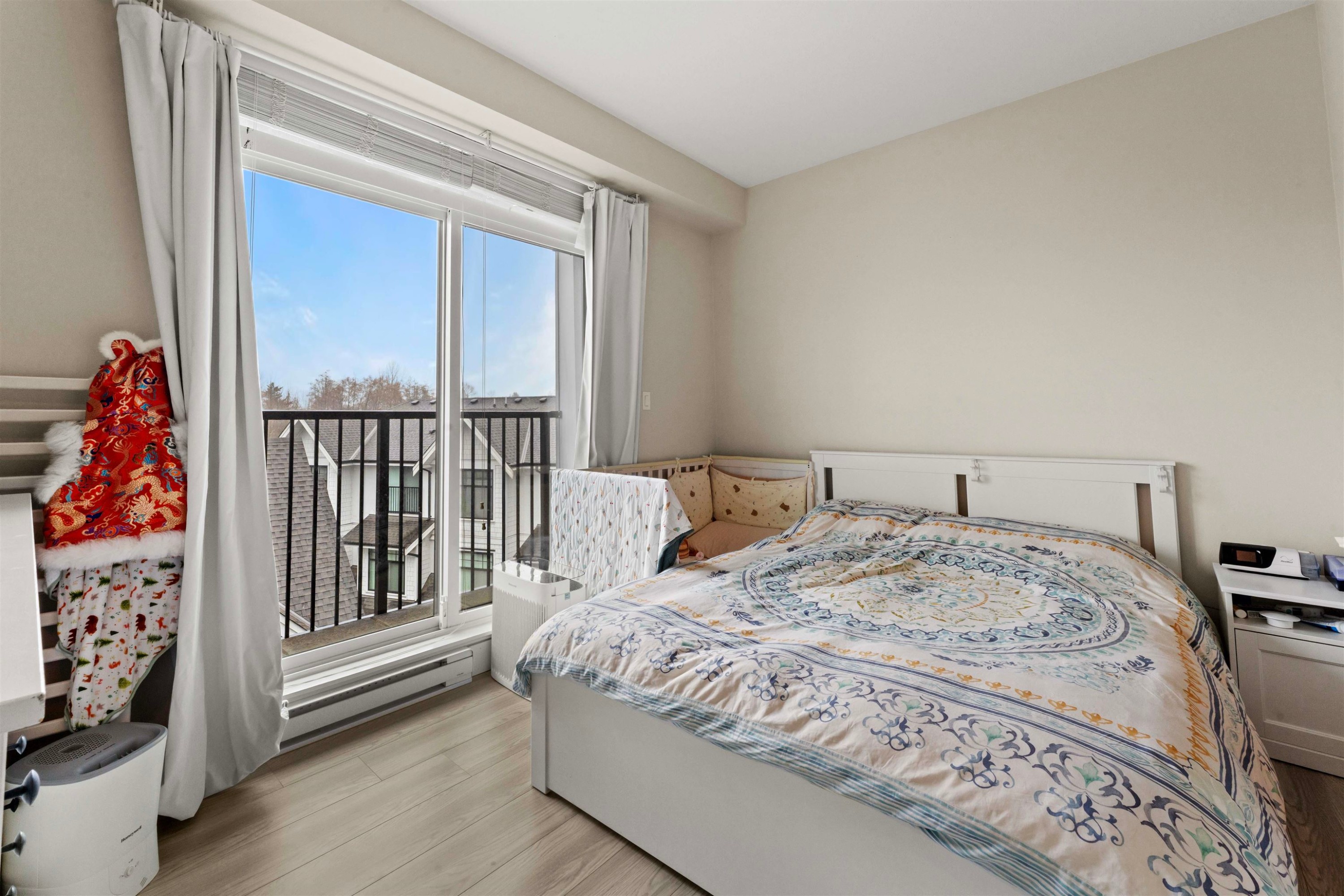 7-5132 Canada Way, Burnaby, BC - Indoor Photo Showing Bedroom