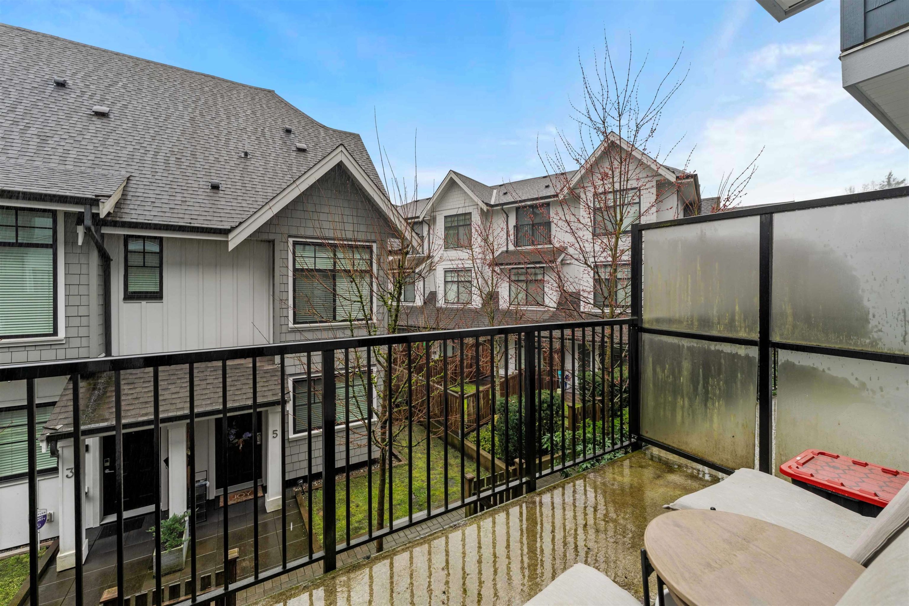 7-5132 Canada Way, Burnaby, BC - Outdoor With Exterior