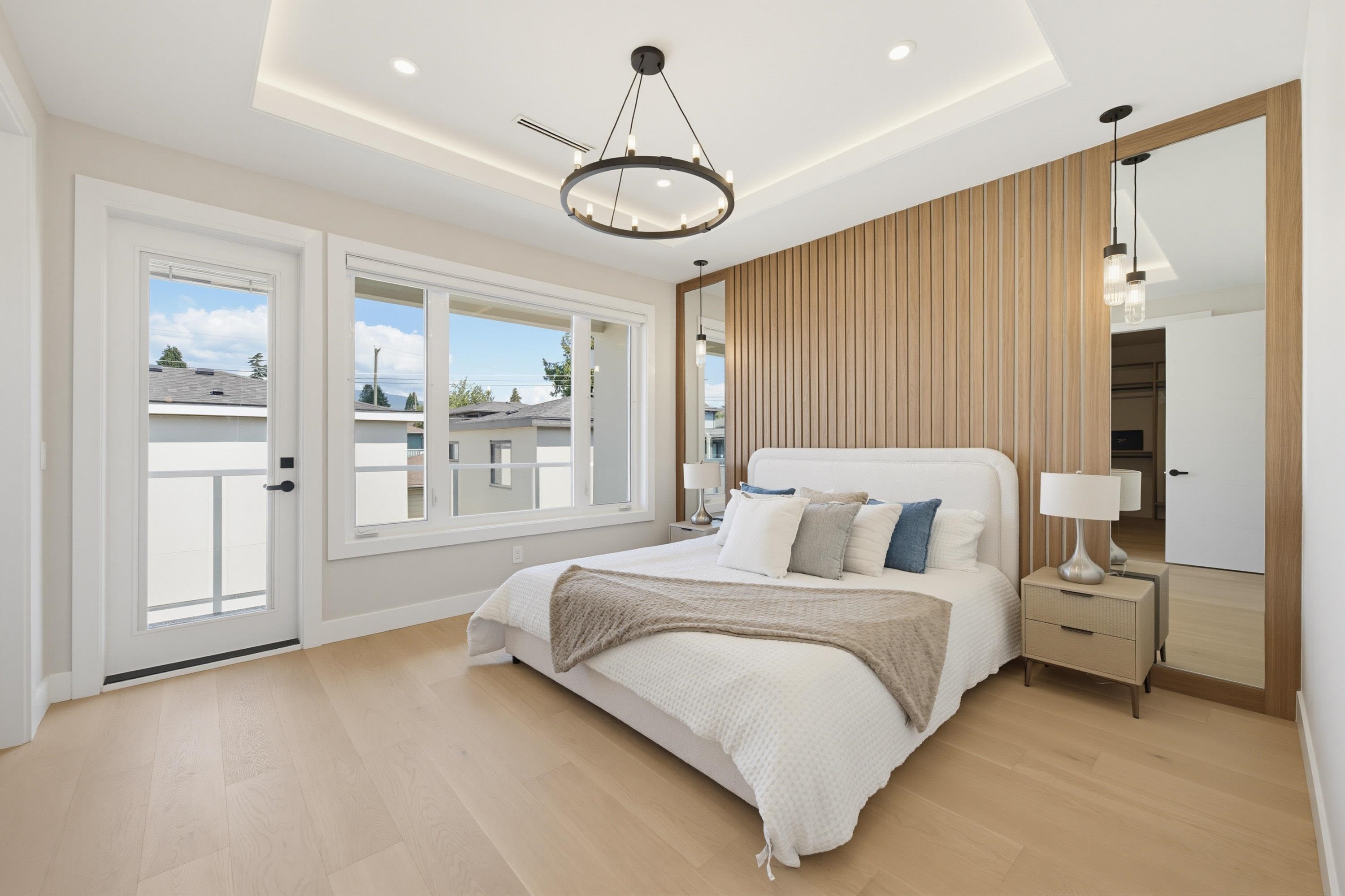 6383 Grant Street, Burnaby, BC - Indoor Photo Showing Bedroom