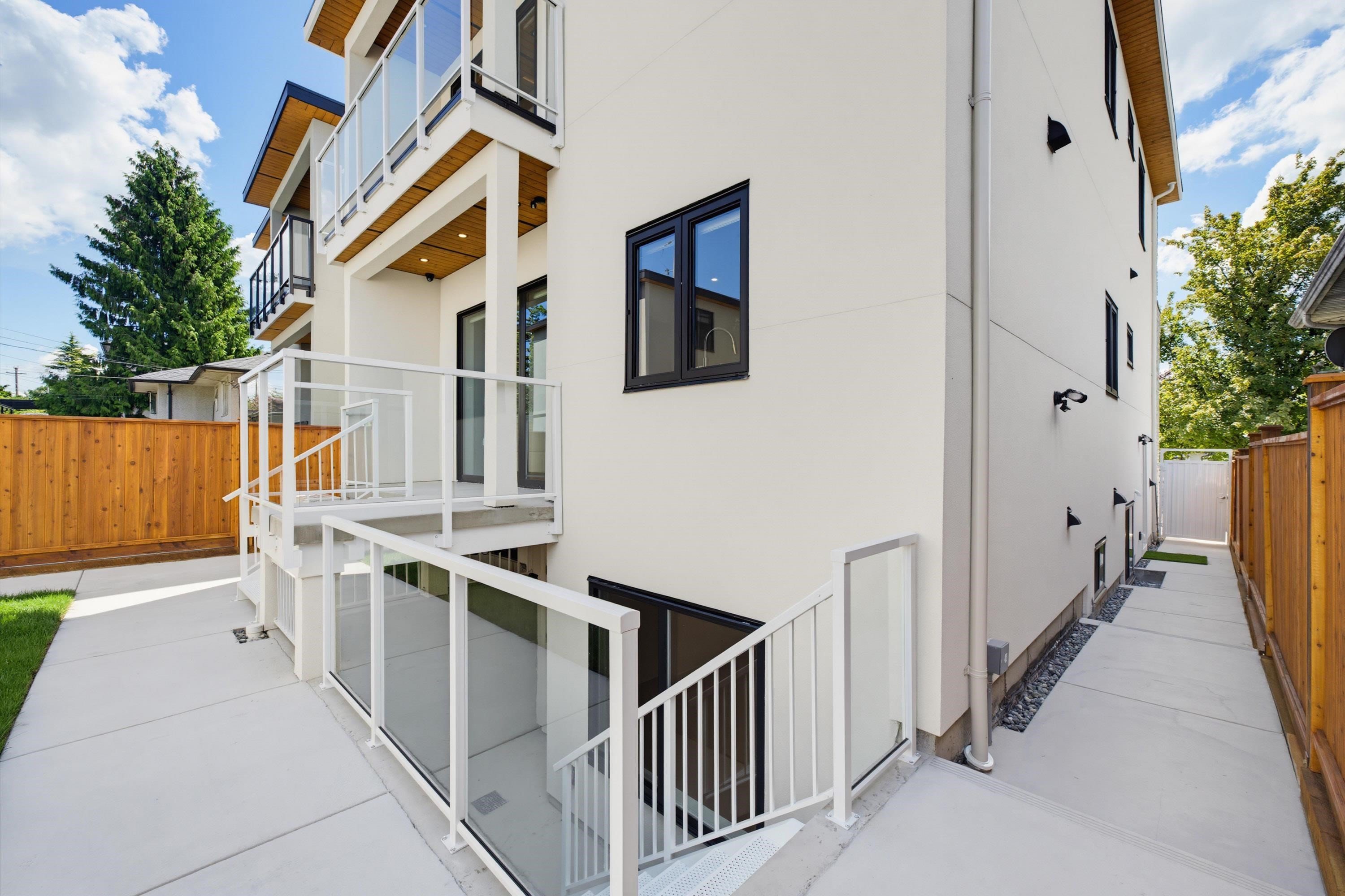 6383 Grant Street, Burnaby, BC - Outdoor With Exterior