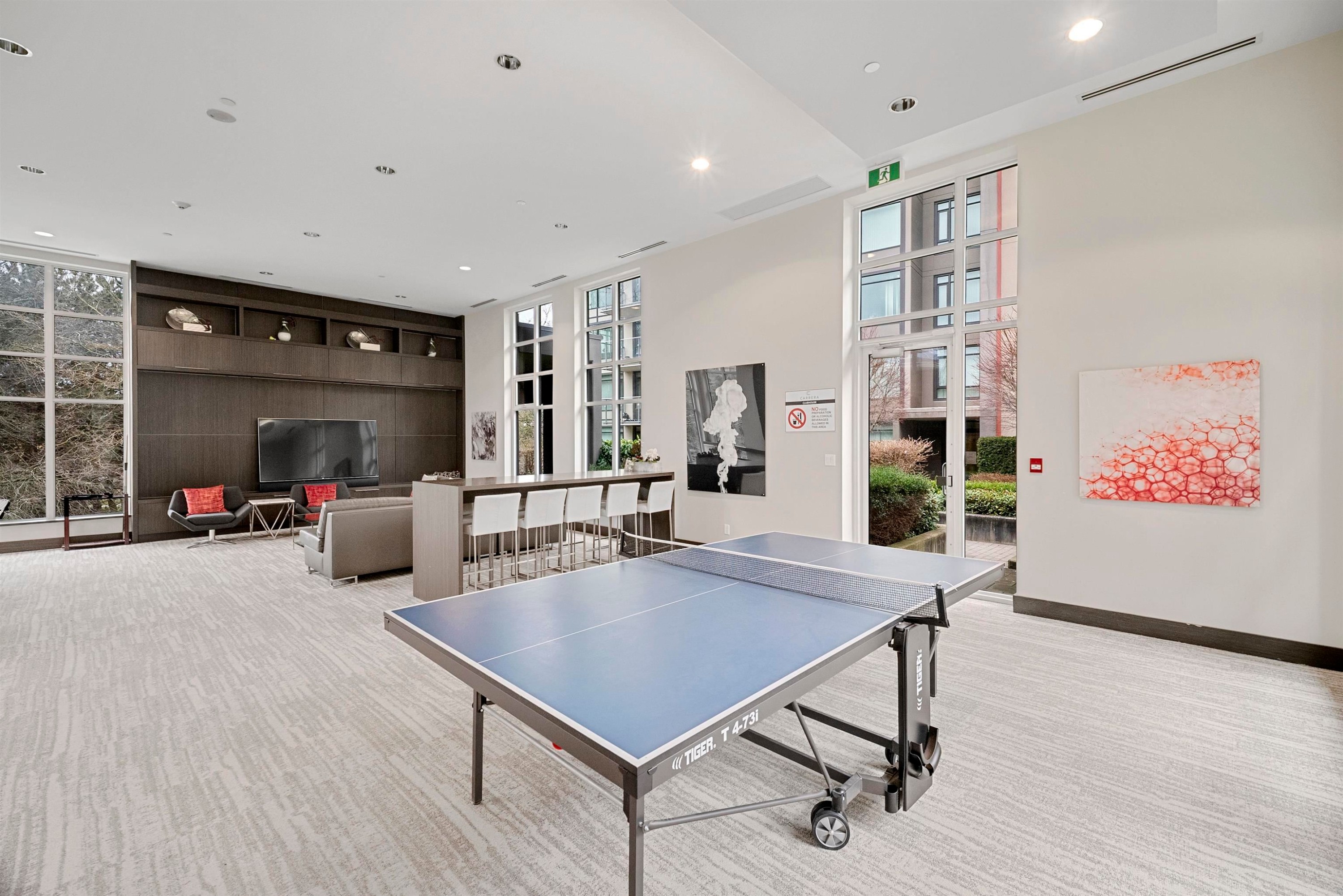 509-7368 Gollner Avenue, Richmond, BC - Indoor Photo Showing Other Room