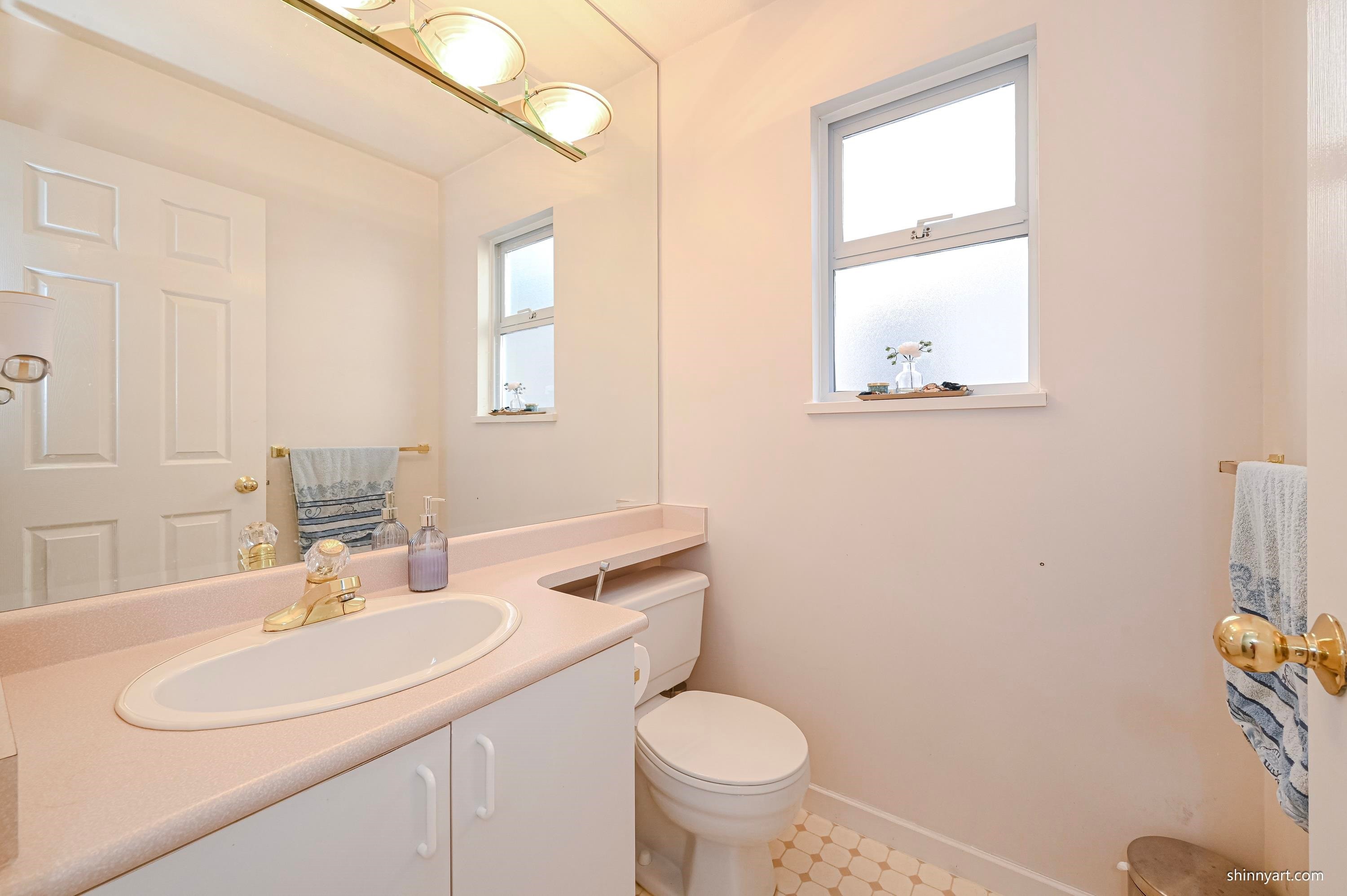 68-10000 Fisher Gate, Richmond, BC - Indoor Photo Showing Bathroom