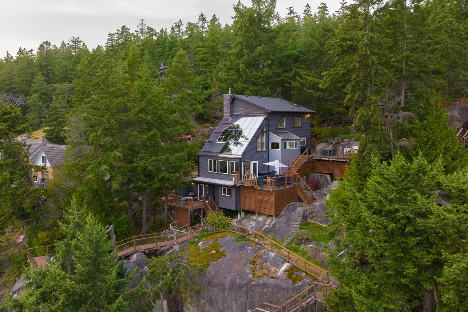 5322 Natalie Lane, Halfmoon Bay, BC - Outdoor With Deck Patio Veranda