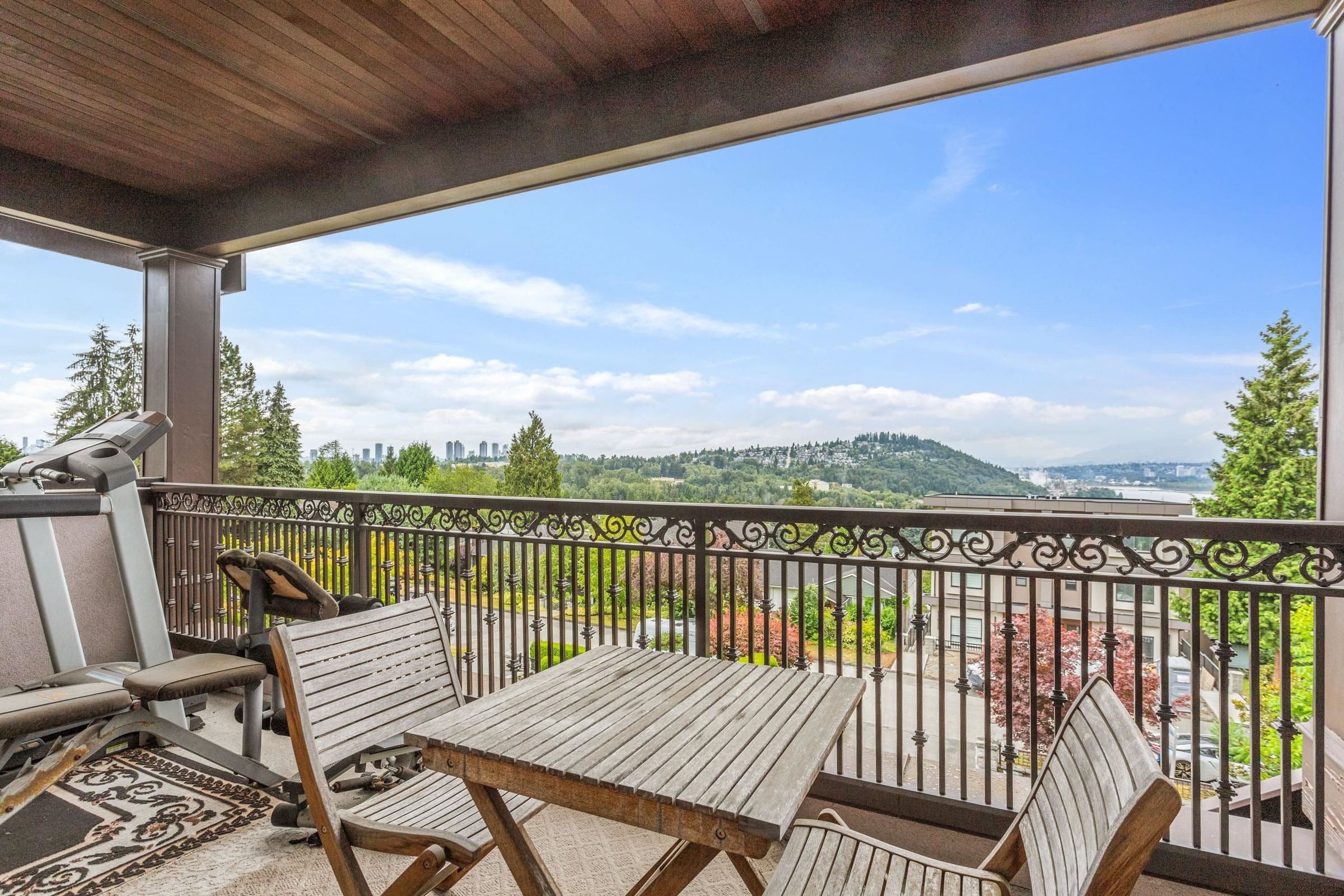 7282 Ridge Drive, Burnaby, BC - Outdoor With Deck Patio Veranda With Exterior