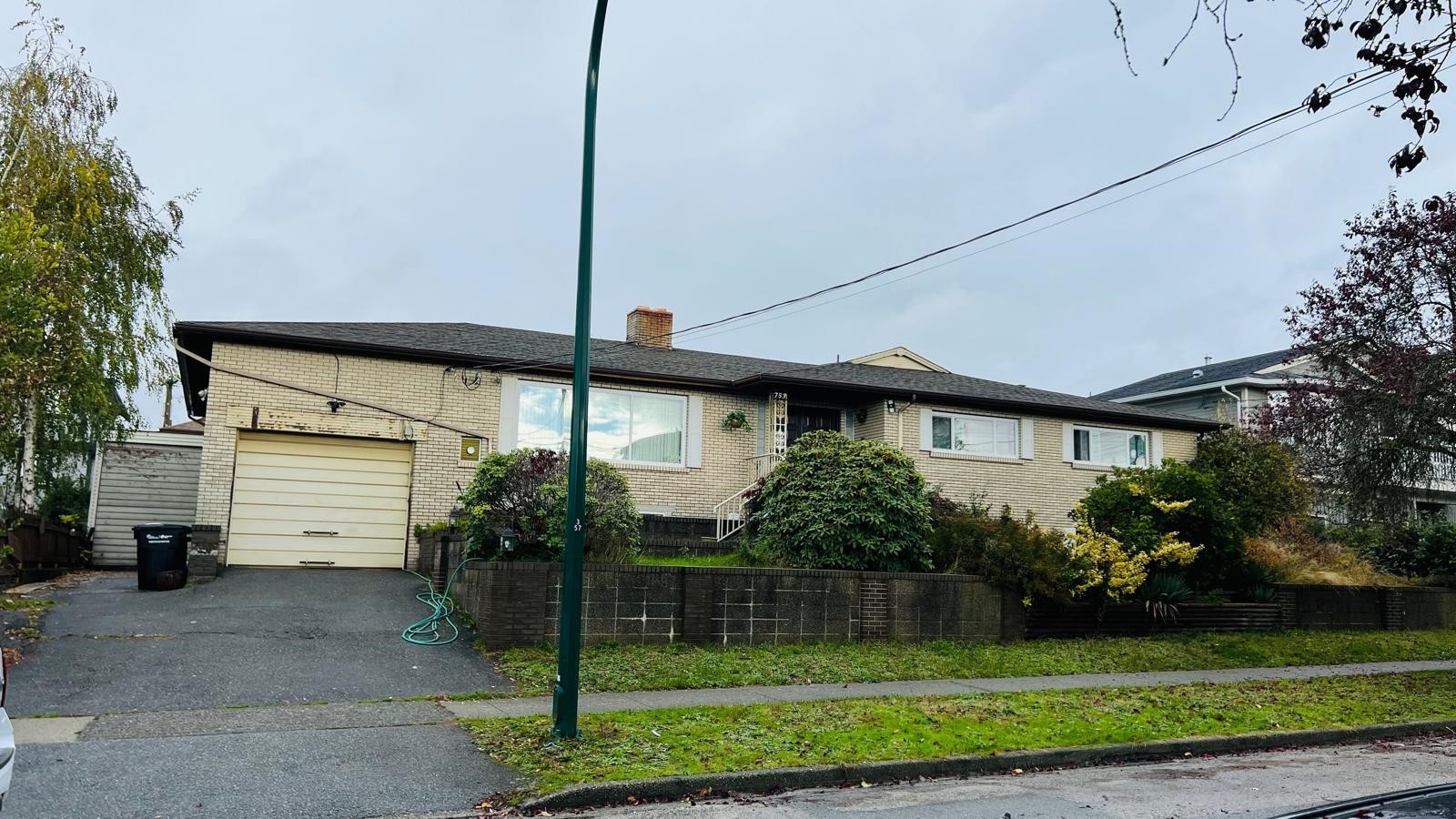 753 55Th Avenue E, Vancouver, BC - Outdoor