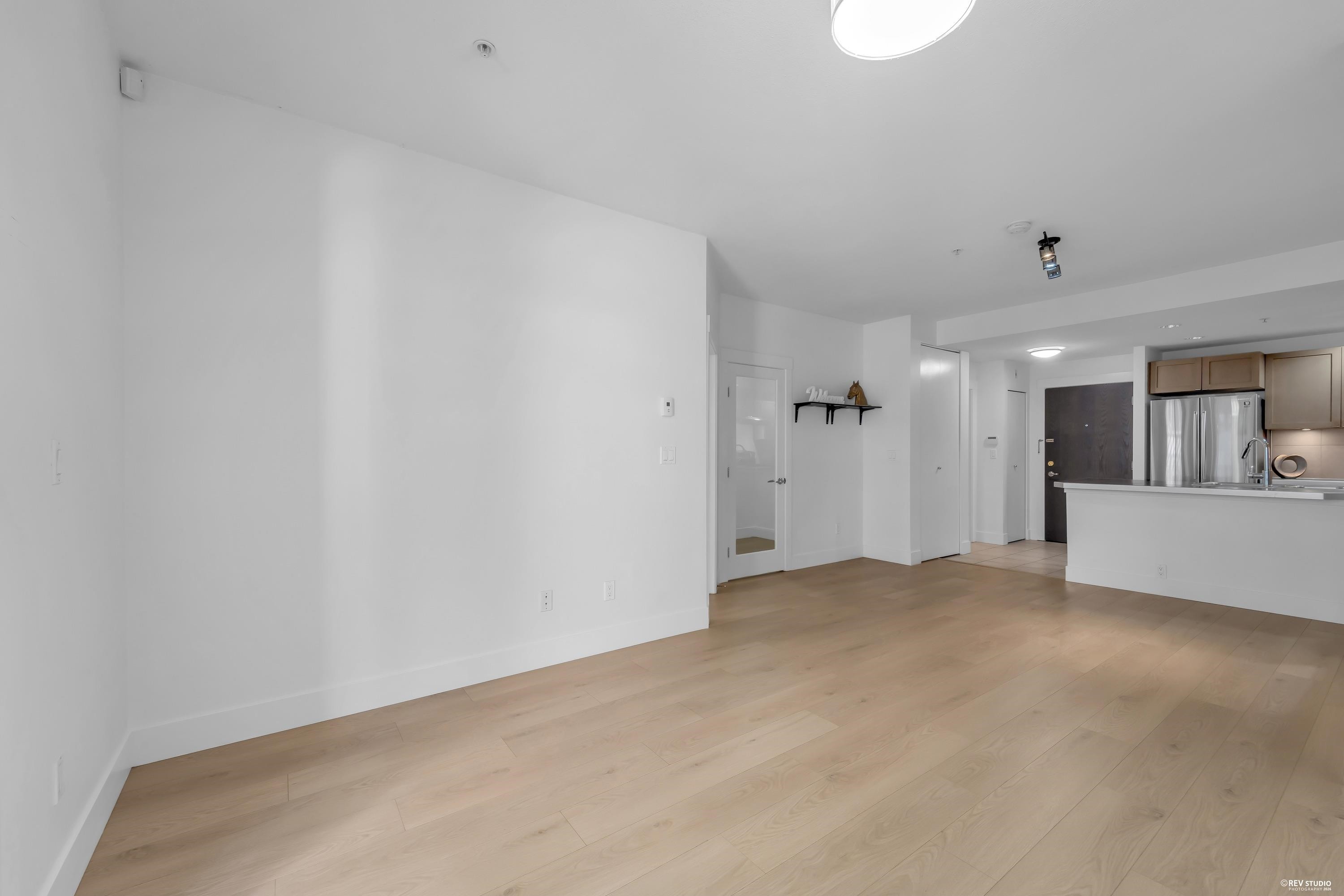 120-5777 Birney Avenue, Vancouver, BC - Indoor Photo Showing Kitchen