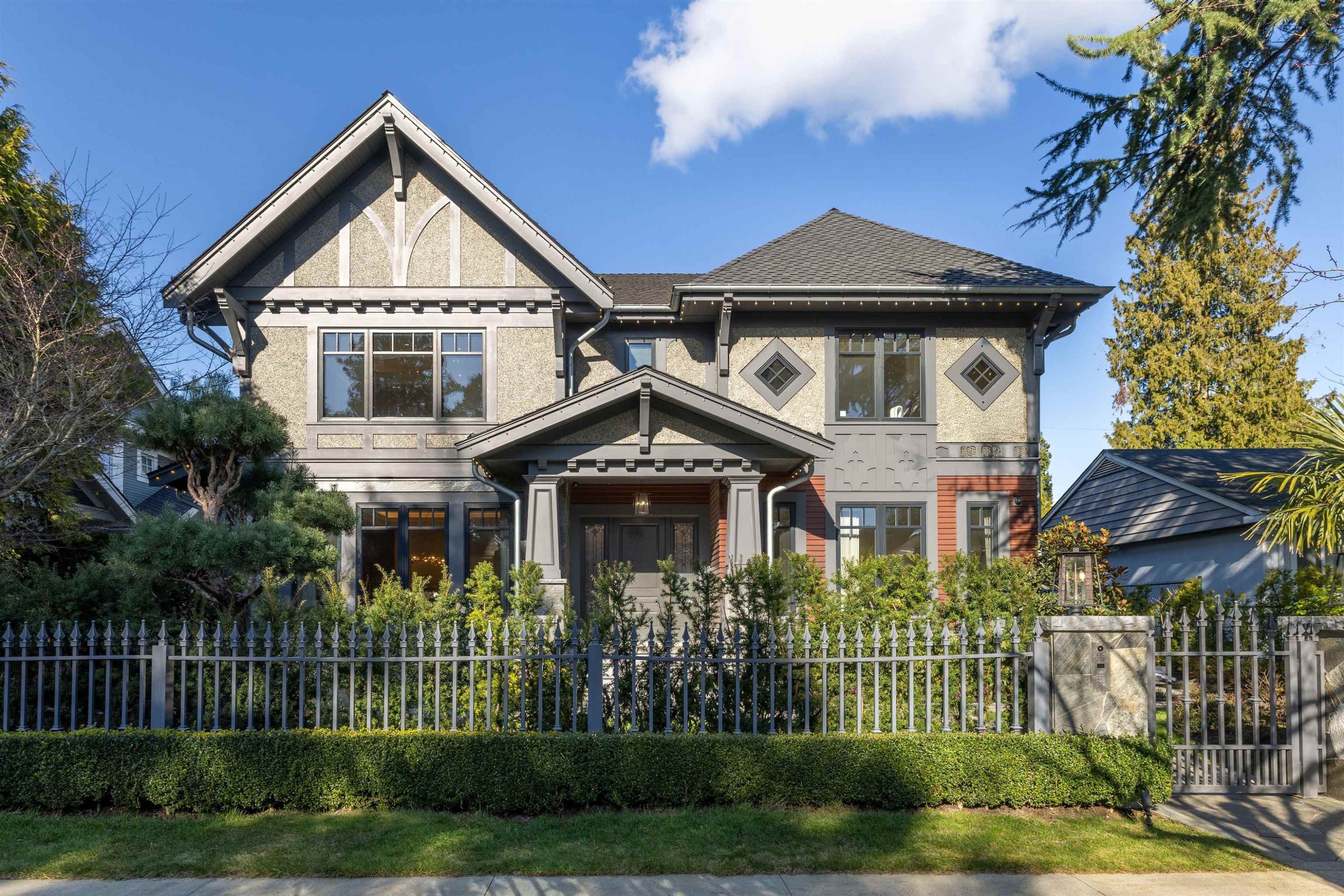 1239 40Th Avenue W, Vancouver, BC - Outdoor