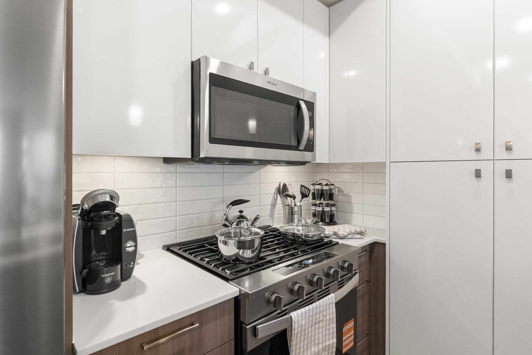 108-23222 Gilley Road, Richmond, BC - Indoor Photo Showing Kitchen With Upgraded Kitchen