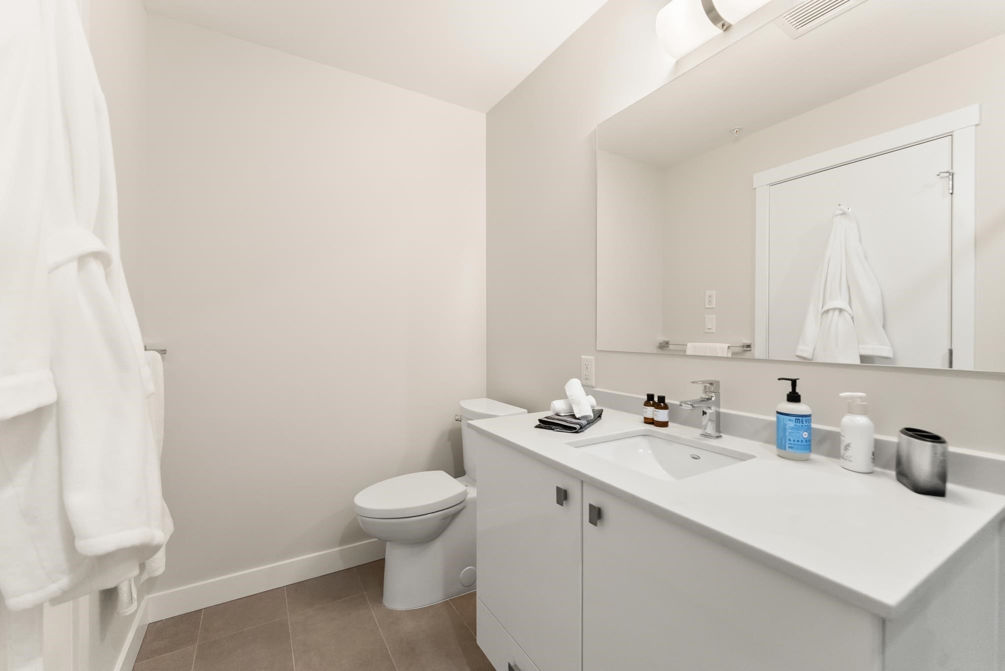 108-23222 Gilley Road, Richmond, BC - Indoor Photo Showing Bathroom