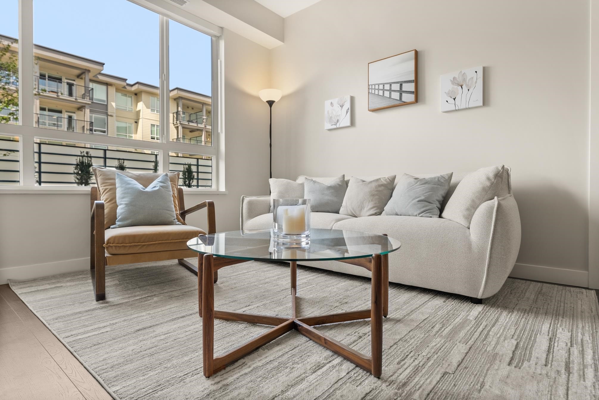108-23222 Gilley Road, Richmond, BC - Indoor Photo Showing Living Room