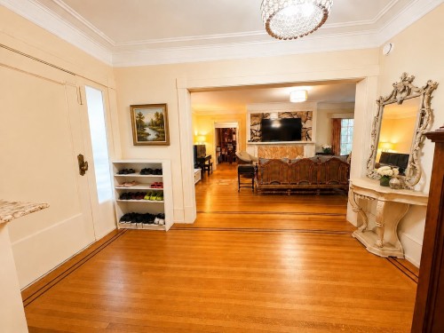 4625 Connaught Drive, Vancouver, BC - Indoor