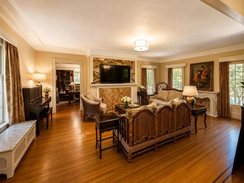 4625 Connaught Drive, Vancouver, BC - Indoor Photo Showing Living Room