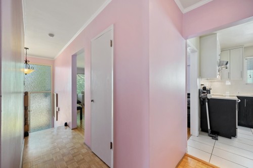 2763 Rosemont Drive, Vancouver, BC - Indoor Photo Showing Other Room