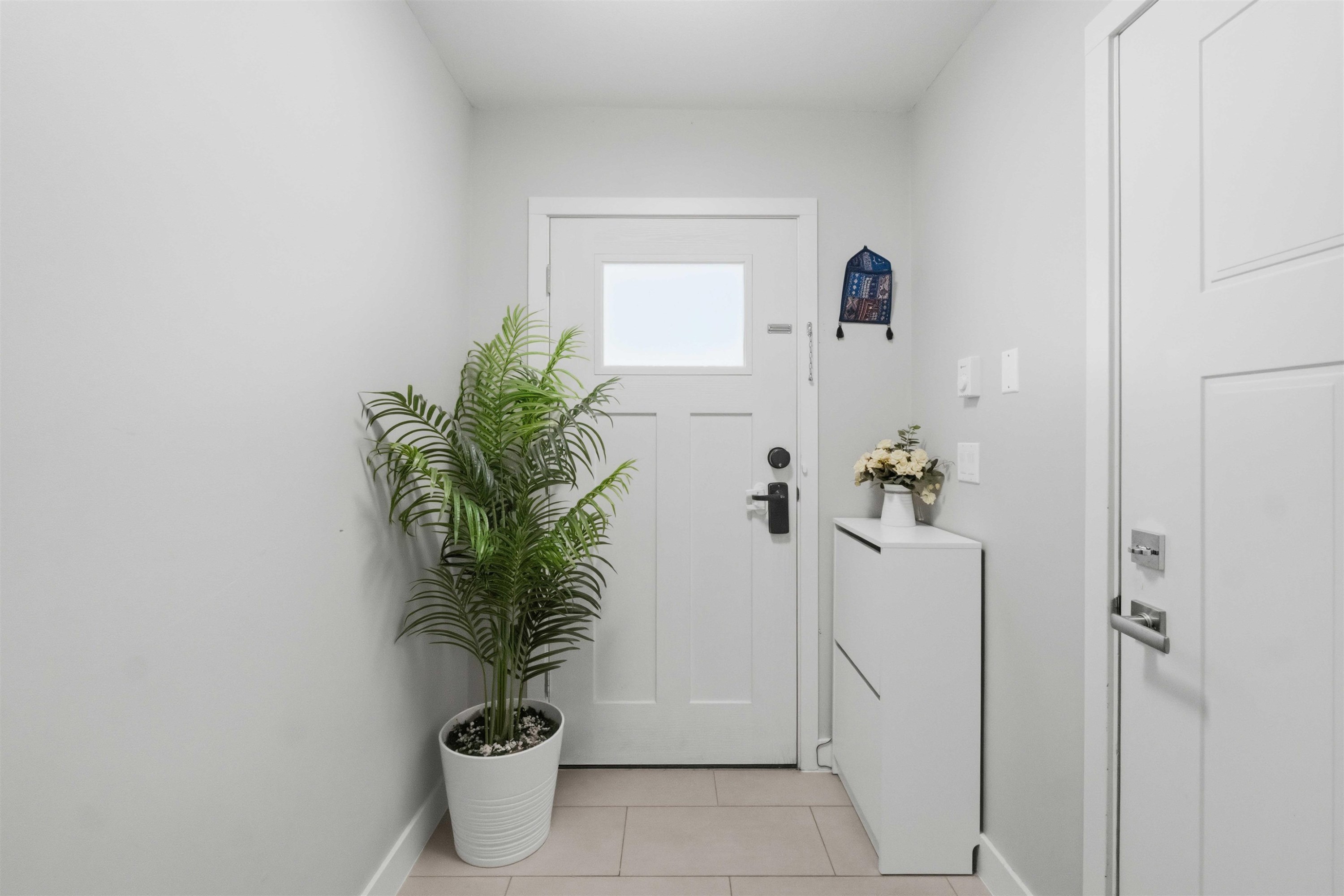 64-11305 240 Street, Maple Ridge, BC - Indoor Photo Showing Other Room