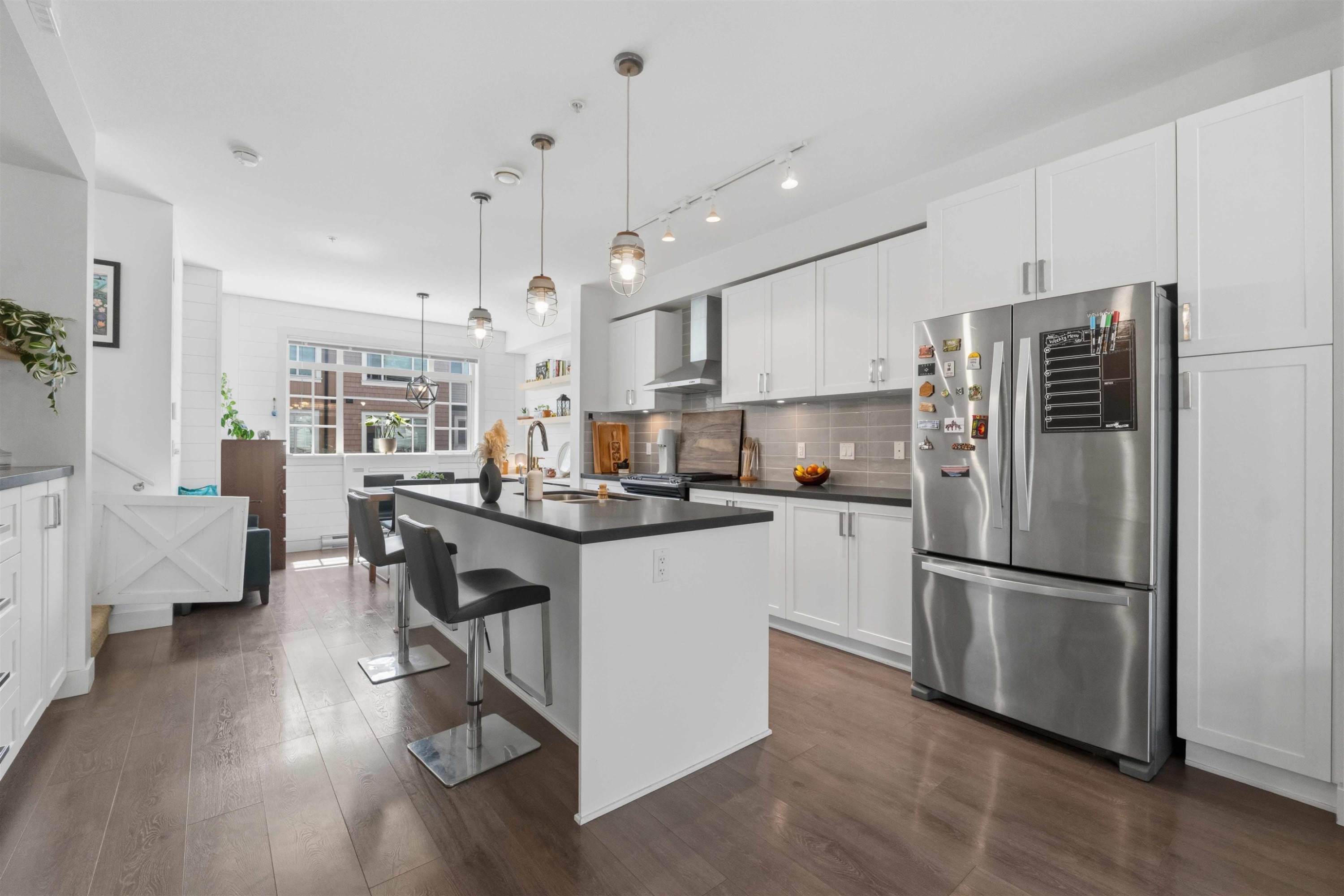 64-11305 240 Street, Maple Ridge, BC - Indoor Photo Showing Kitchen With Upgraded Kitchen