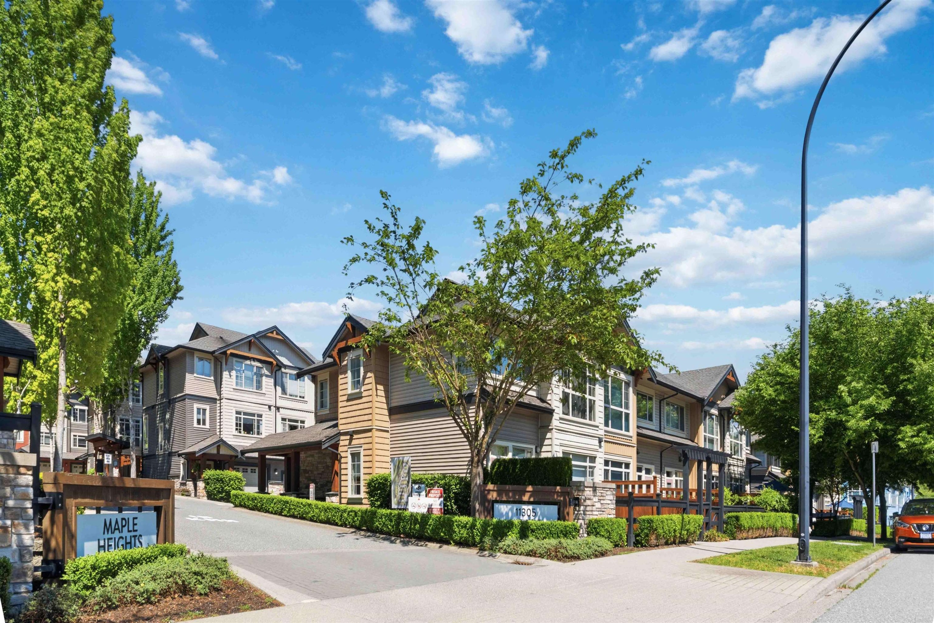 64-11305 240 Street, Maple Ridge, BC - Outdoor With Facade