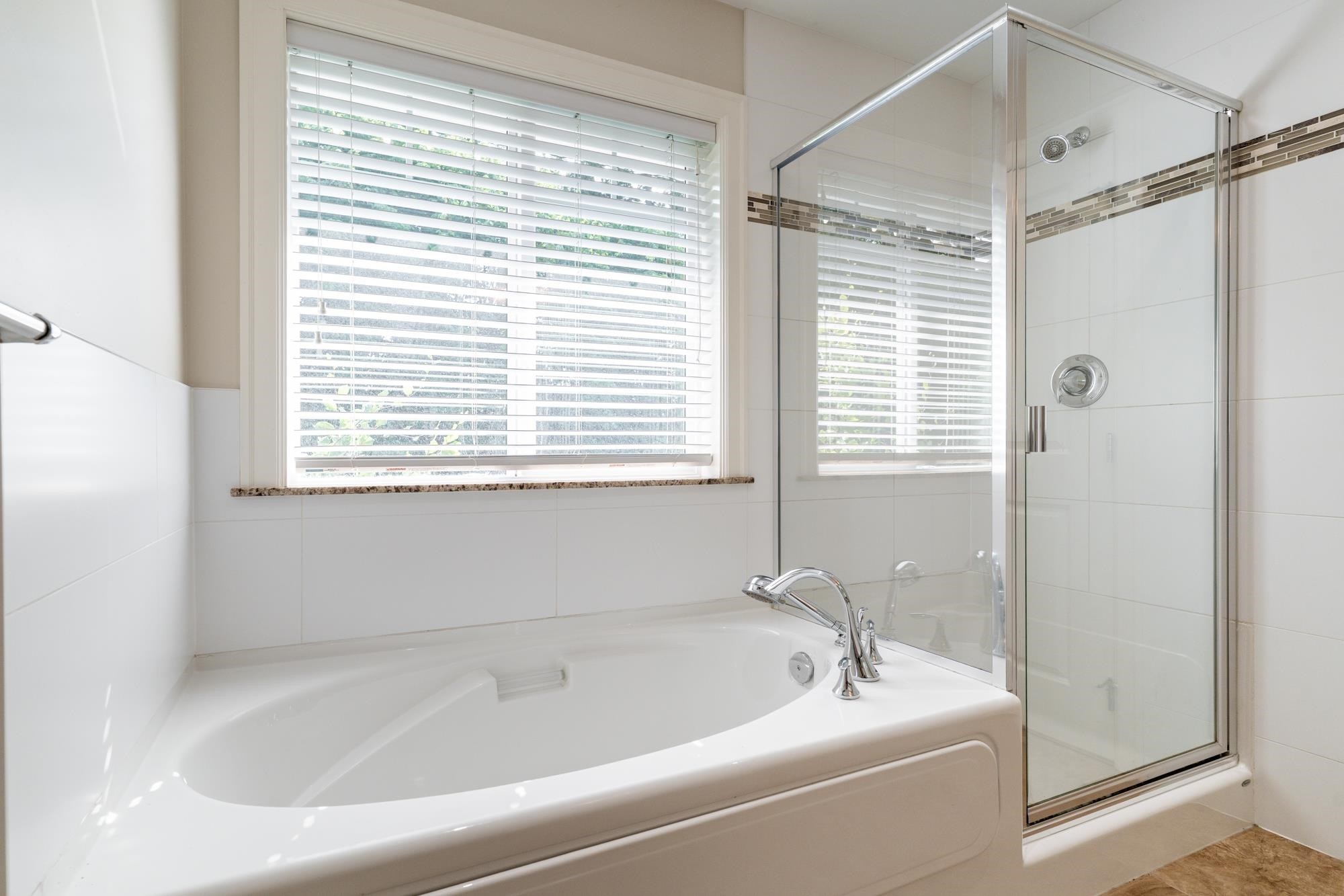 1250 Coast Meridian Road, Coquitlam, BC - Indoor Photo Showing Bathroom