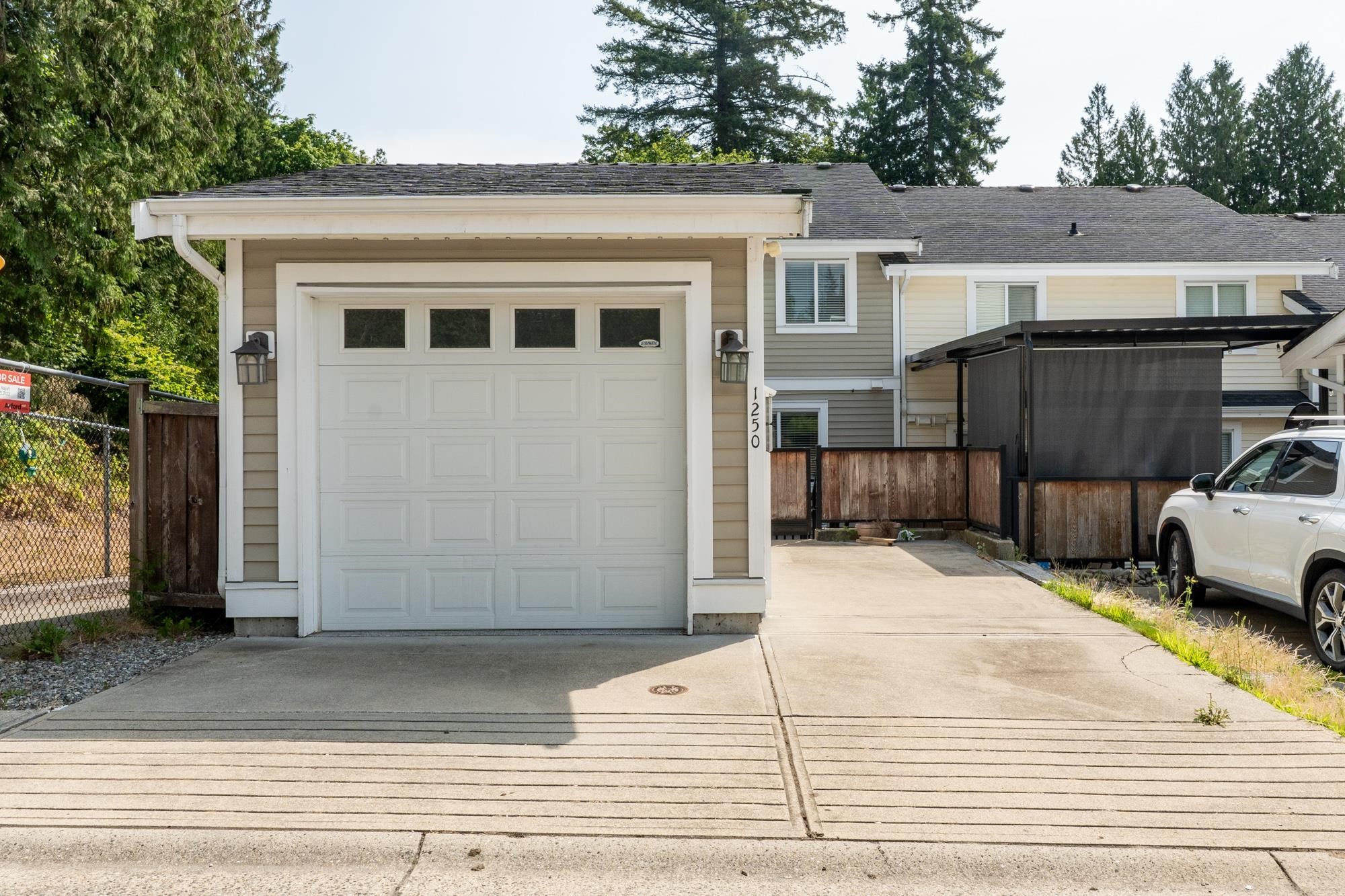 1250 Coast Meridian Road, Coquitlam, BC - Outdoor With Exterior