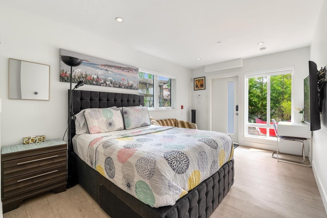 4728 Duchess Street, Vancouver, BC - Indoor Photo Showing Bedroom