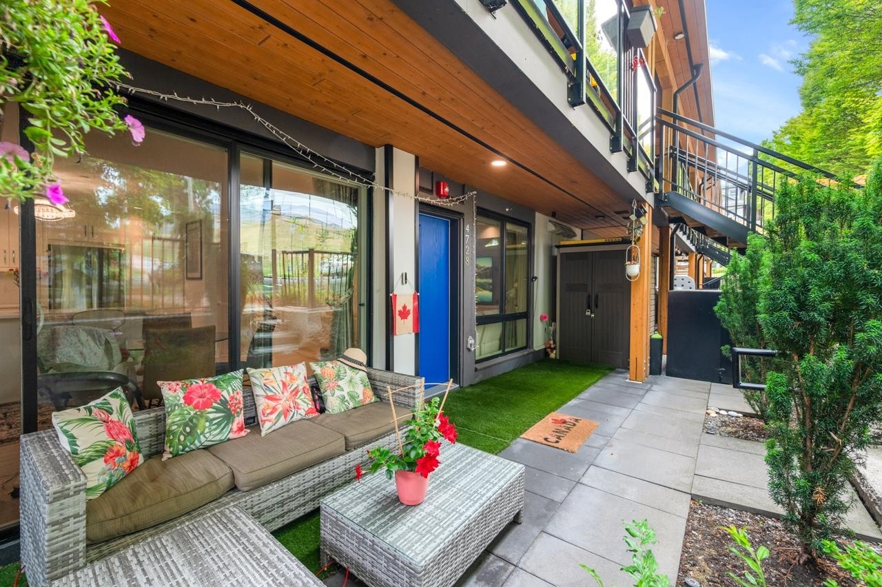 4728 Duchess Street, Vancouver, BC - Outdoor With Deck Patio Veranda