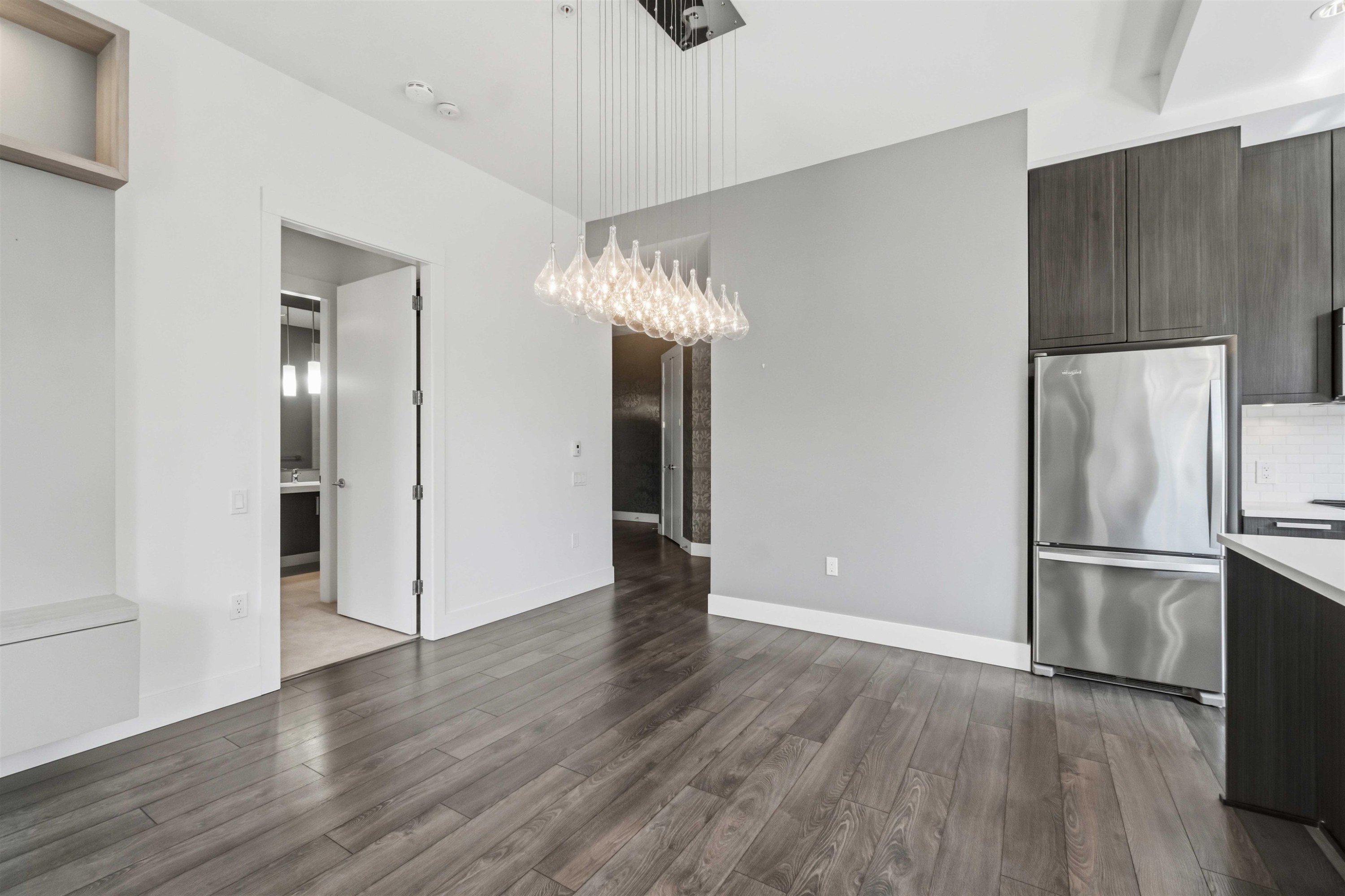 109-550 Seaborne Place, Port Coquitlam, BC - Indoor Photo Showing Kitchen