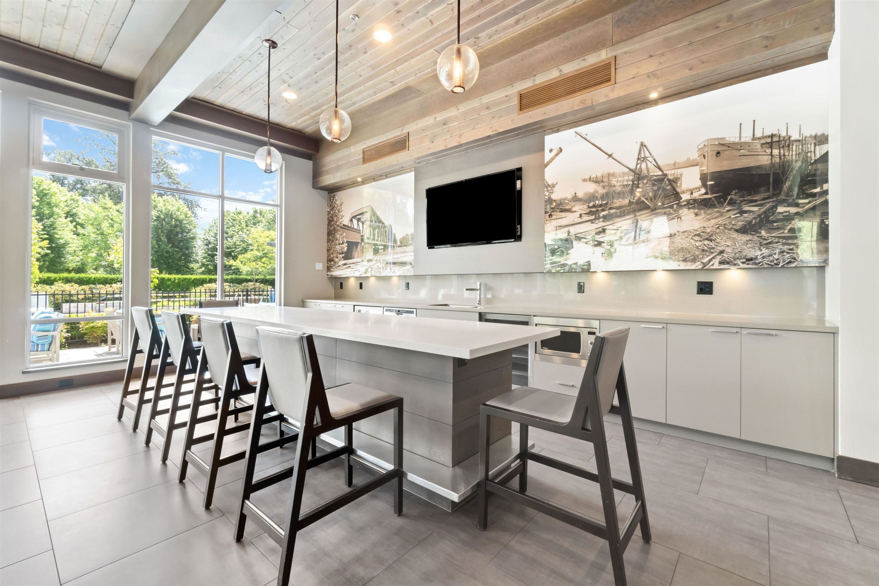 109-550 Seaborne Place, Port Coquitlam, BC - Indoor Photo Showing Dining Room