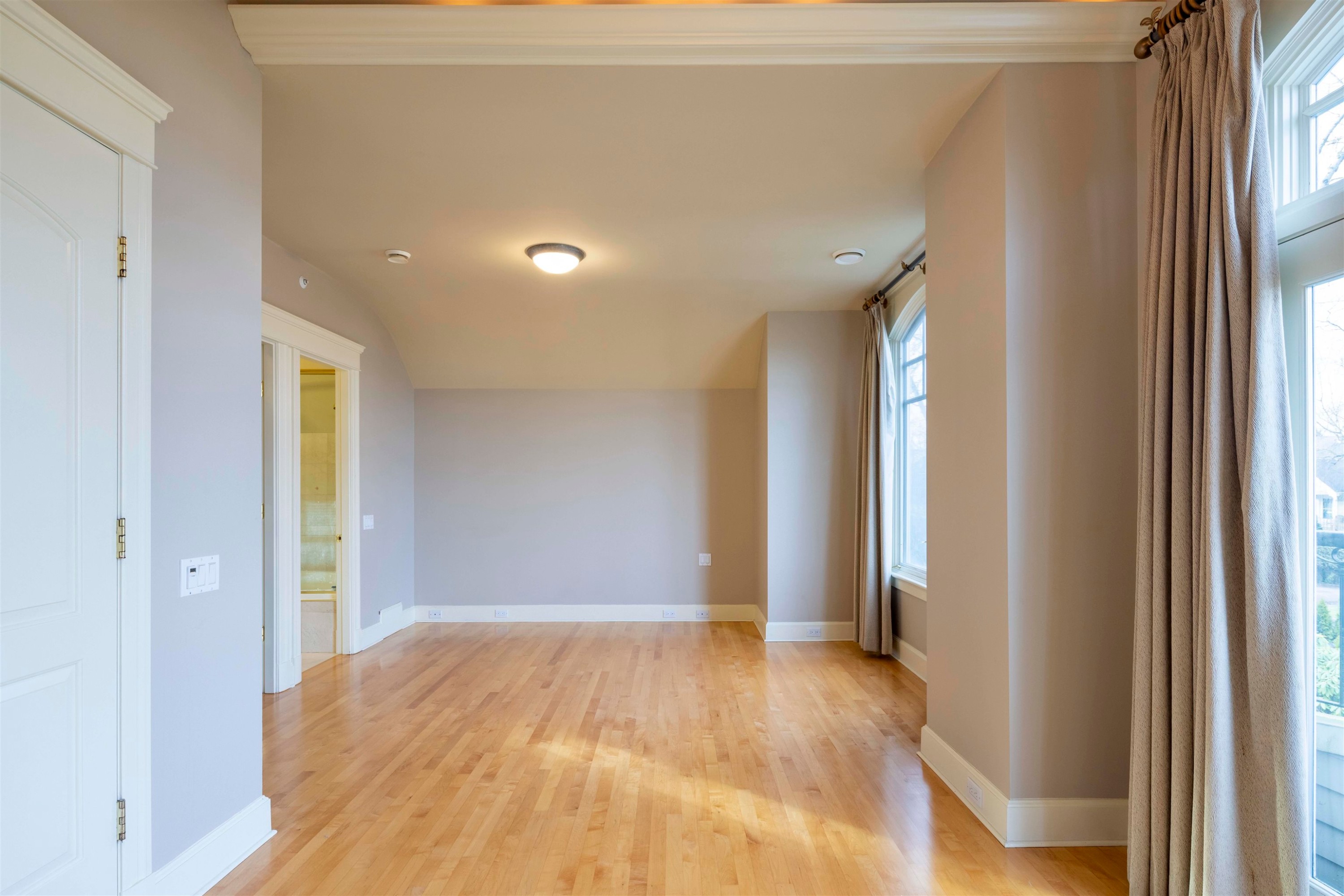 3808 13Th Avenue W, Vancouver, BC - Indoor Photo Showing Other Room