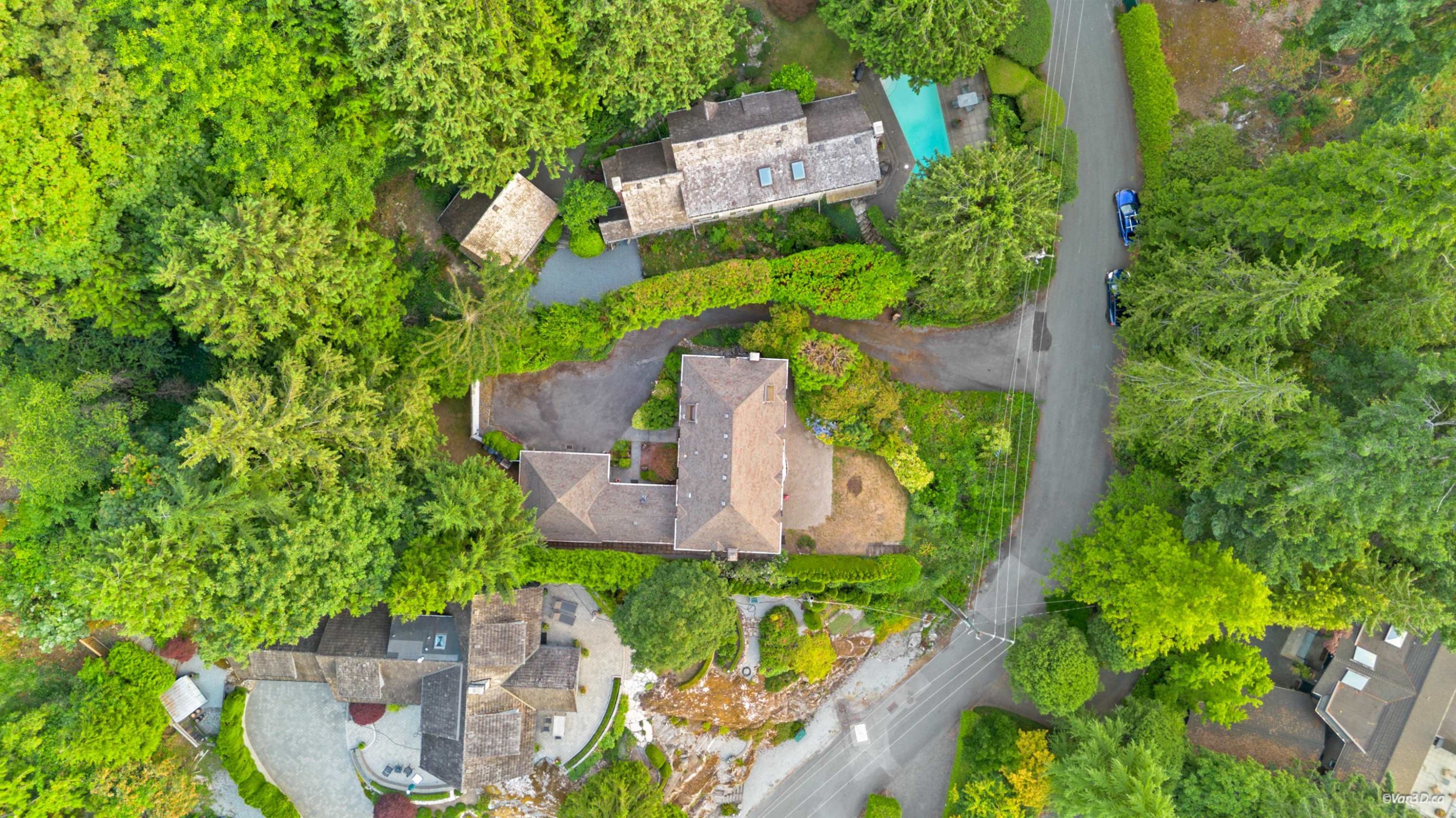 5384 Kew Cliff Road, West Vancouver, BC - Outdoor With View