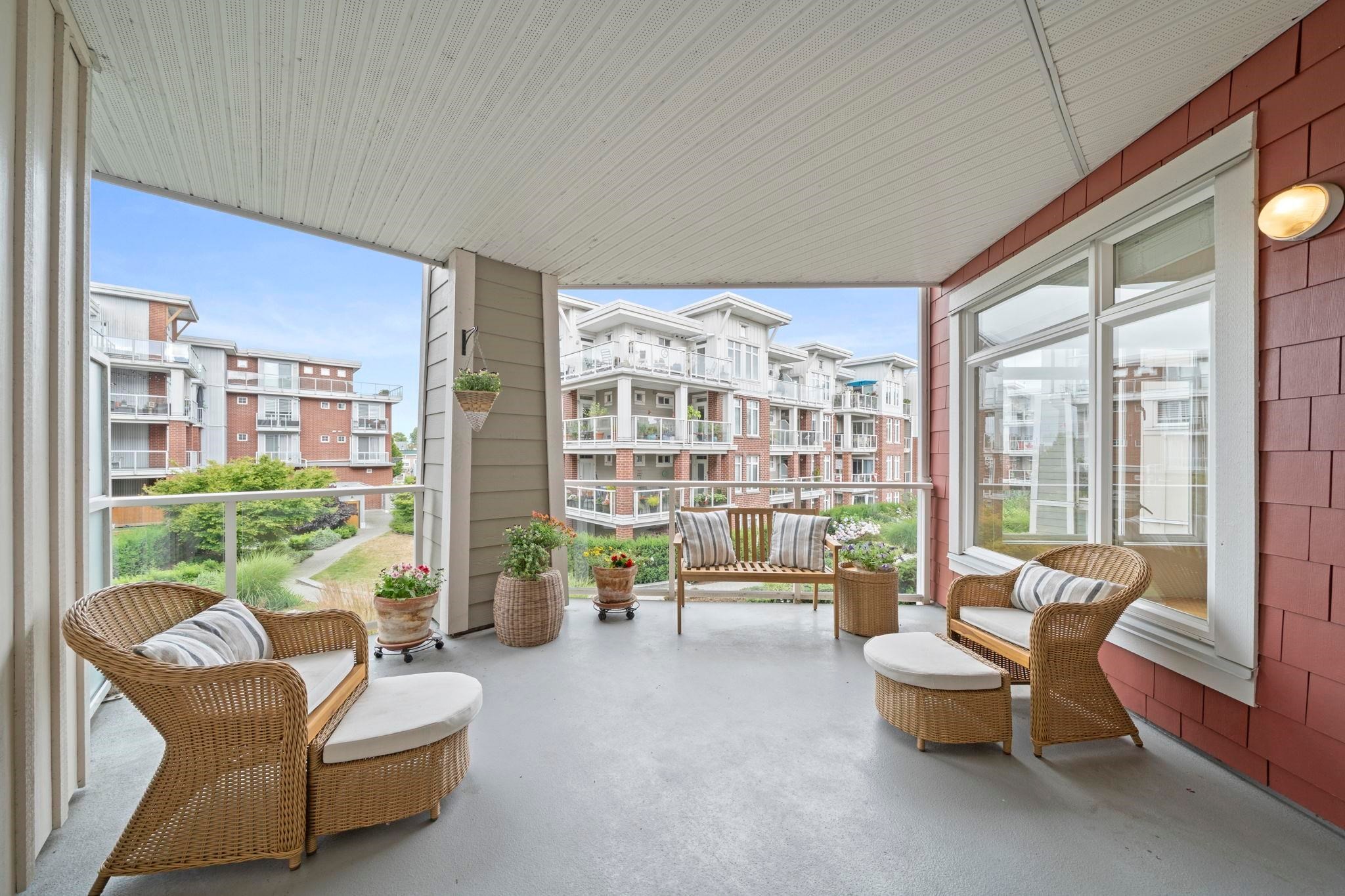 206-4211 Bayview Street, Richmond, BC - Outdoor With Balcony With Exterior