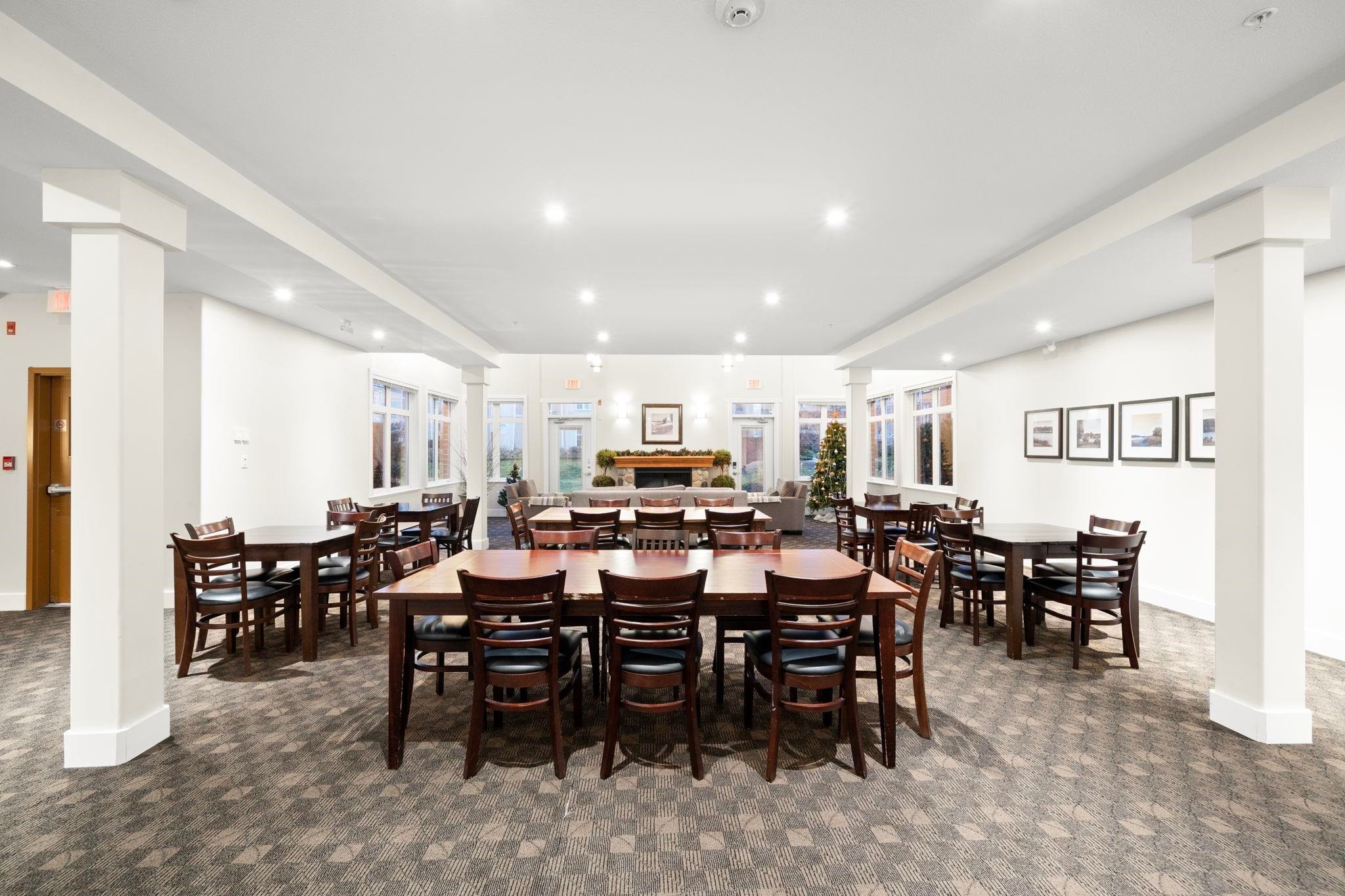 206-4211 Bayview Street, Richmond, BC - Indoor Photo Showing Dining Room