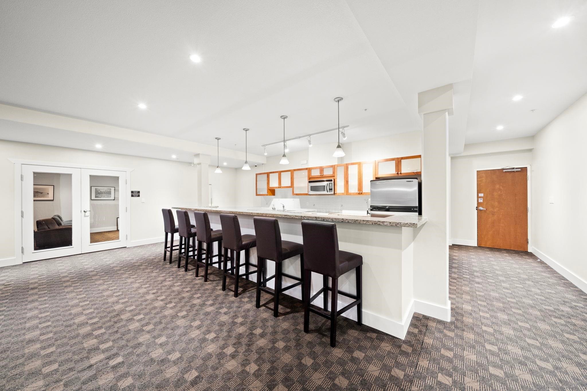 206-4211 Bayview Street, Richmond, BC - Indoor Photo Showing Kitchen With Upgraded Kitchen