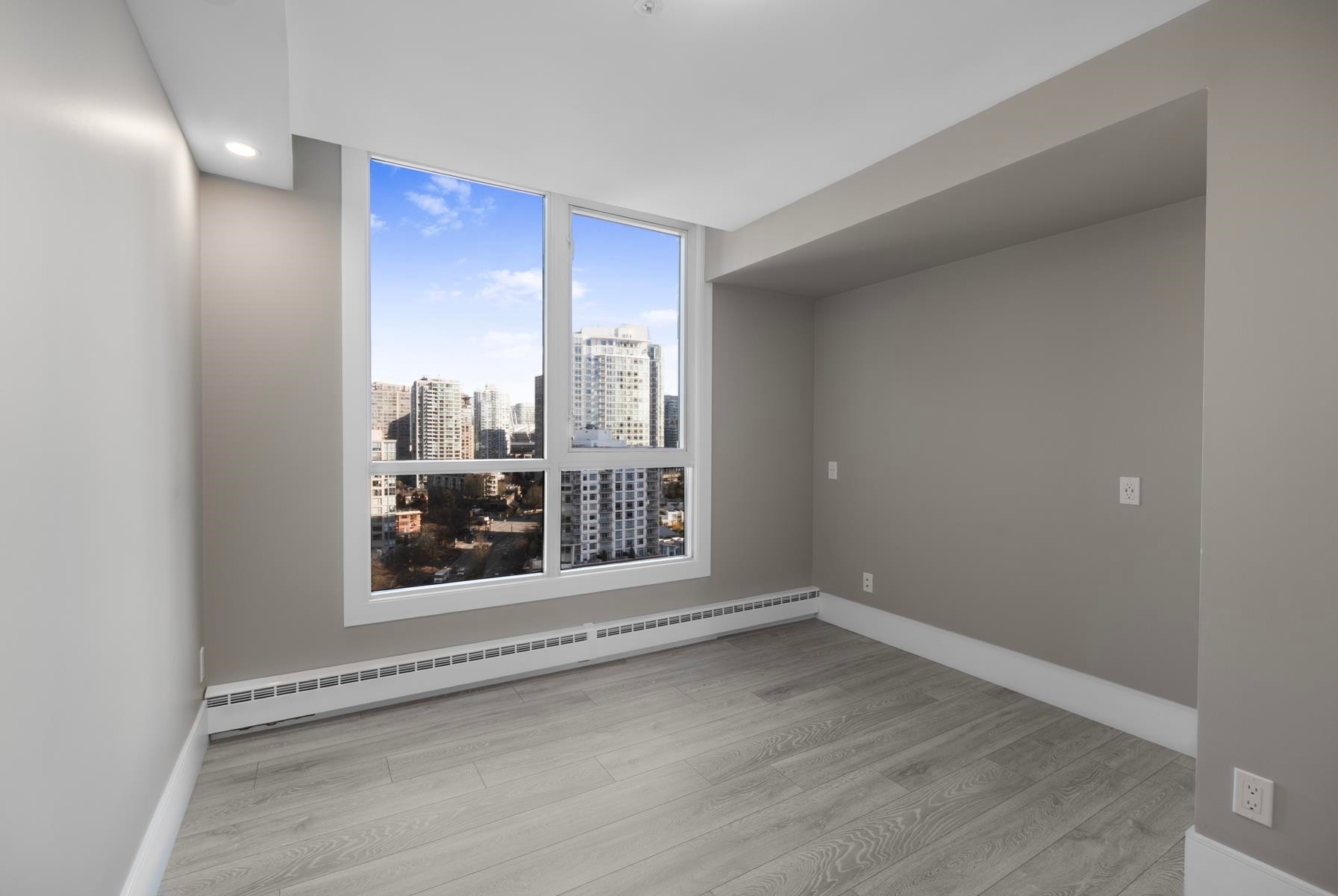 18A-199 Drake Street, Vancouver, BC - Indoor Photo Showing Other Room
