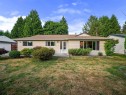 667 Cypress Street, Coquitlam, BC  - Outdoor With Facade 