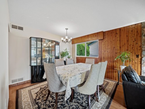 667 Cypress Street, Coquitlam, BC - Indoor Photo Showing Dining Room