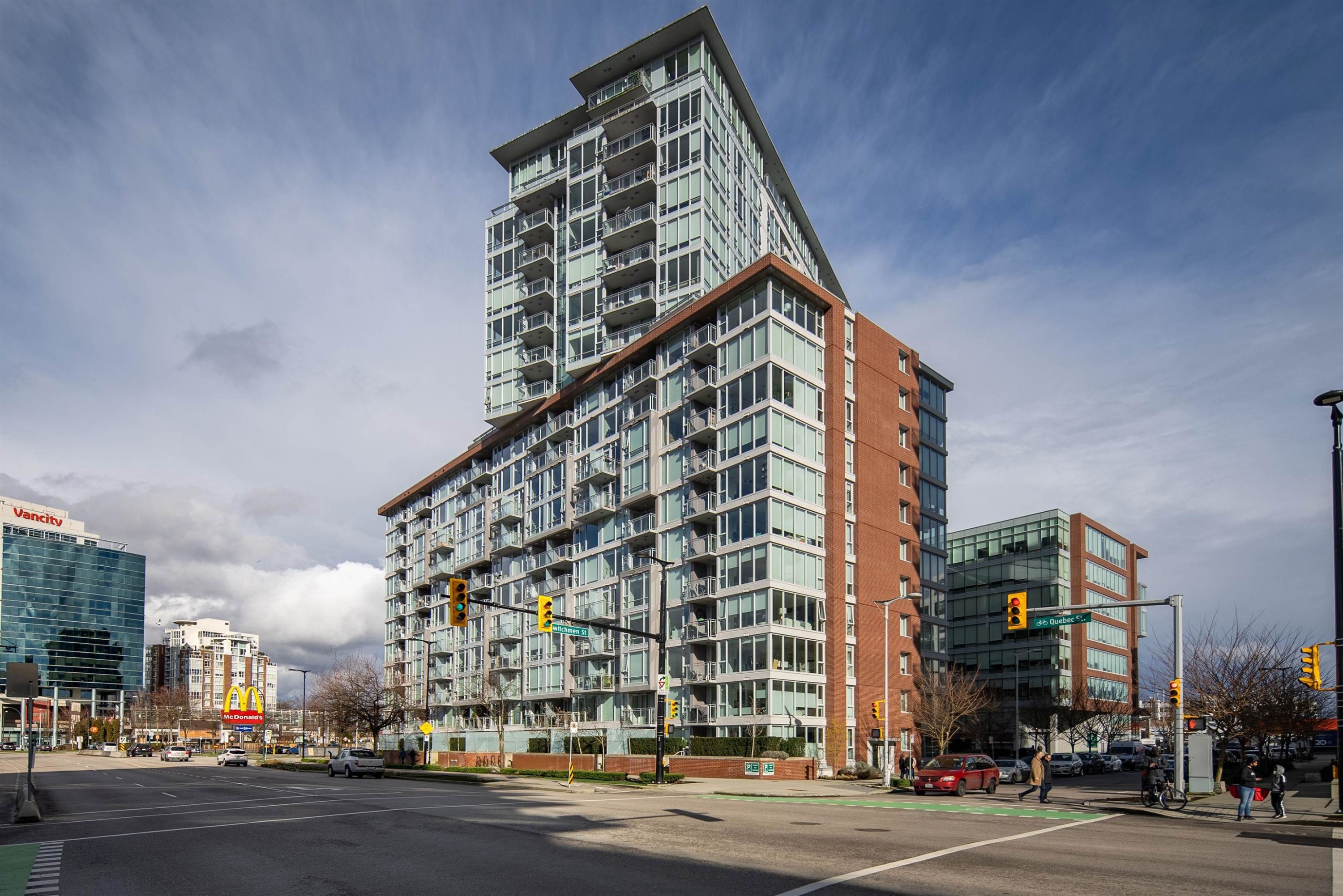 1509-1618 Quebec Street, Vancouver, BC - Outdoor With Balcony With Facade