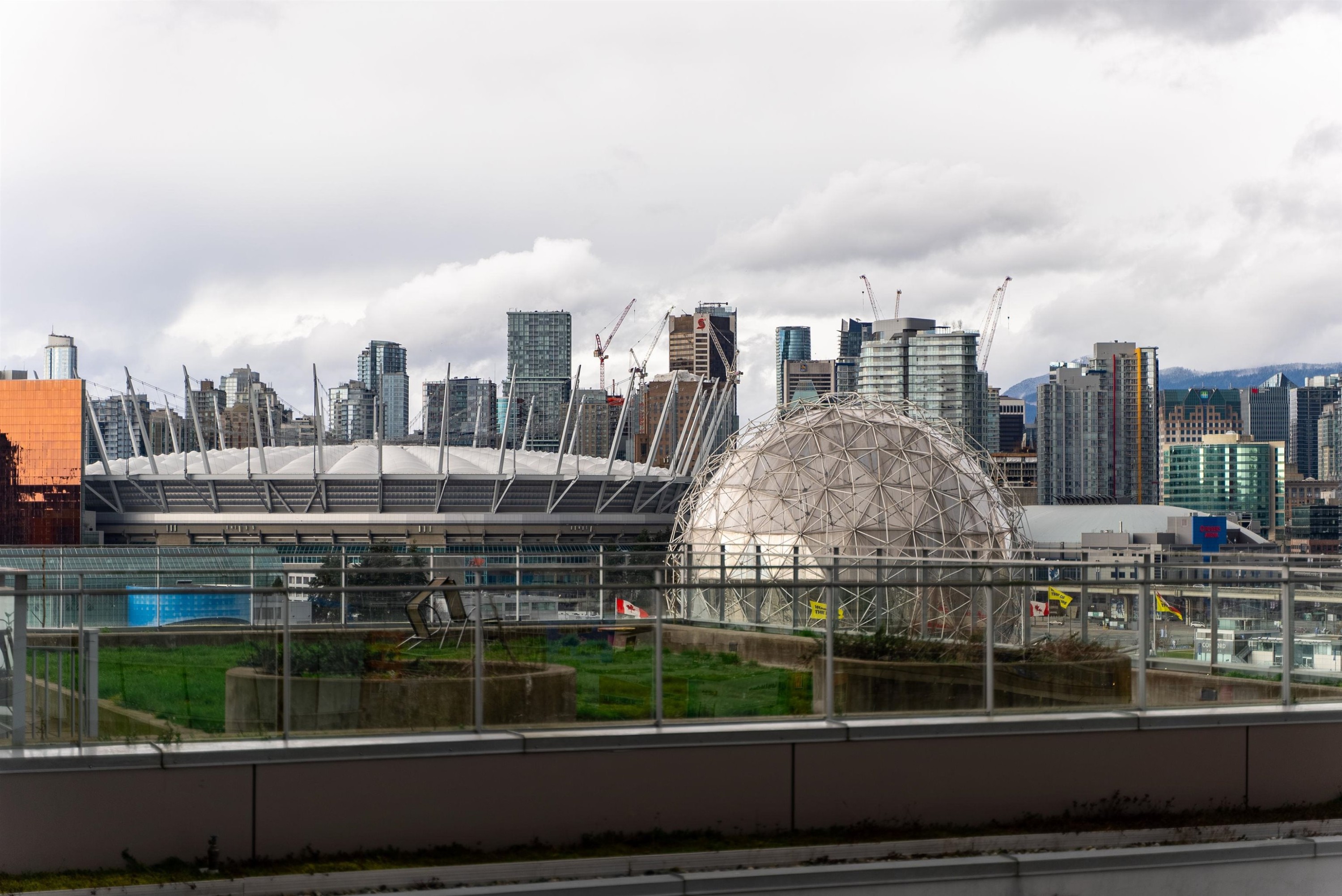 1509-1618 Quebec Street, Vancouver, BC - Outdoor With View
