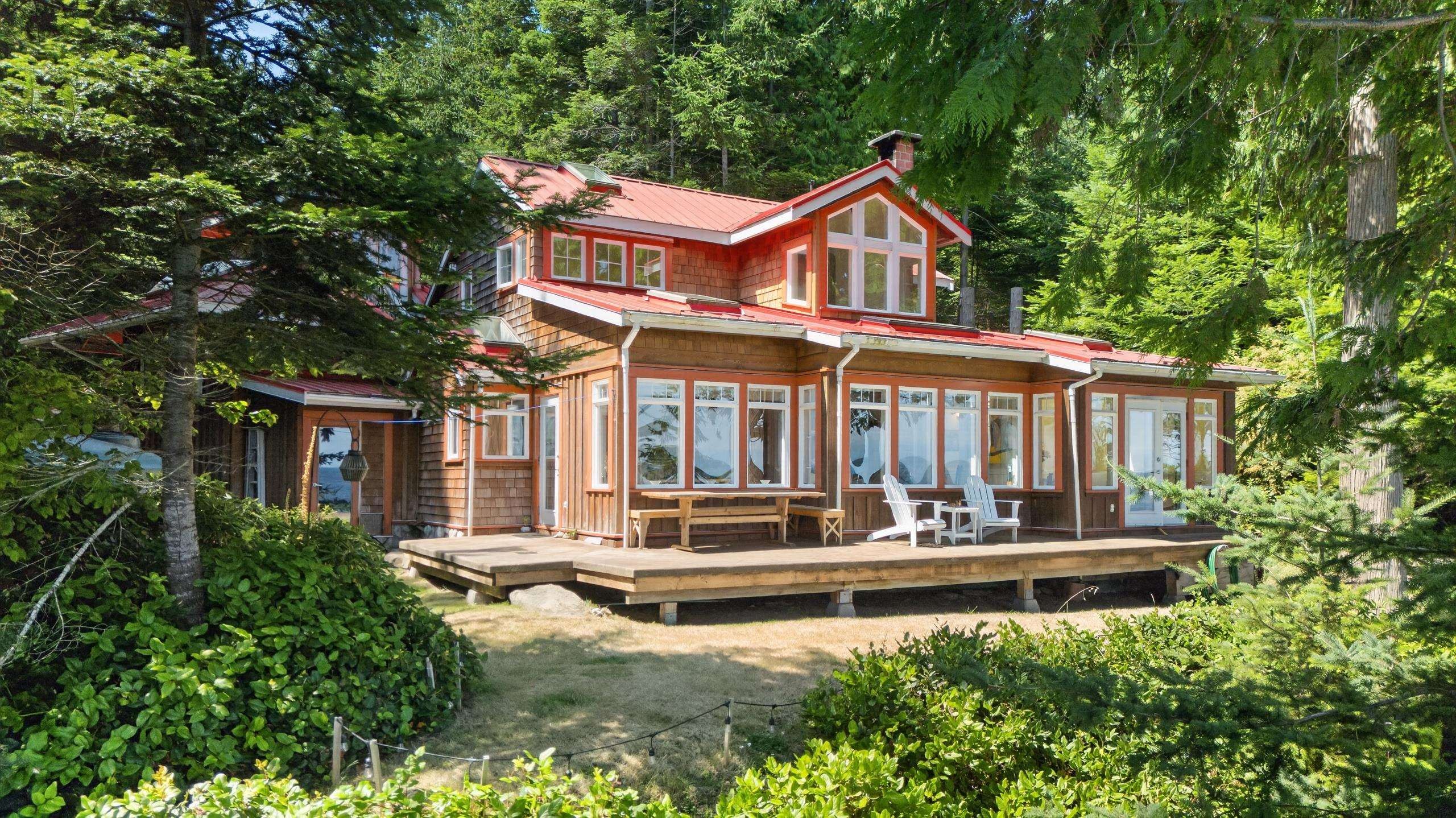 105 Island Park Drive, Galiano Island, BC - Outdoor With Deck Patio Veranda