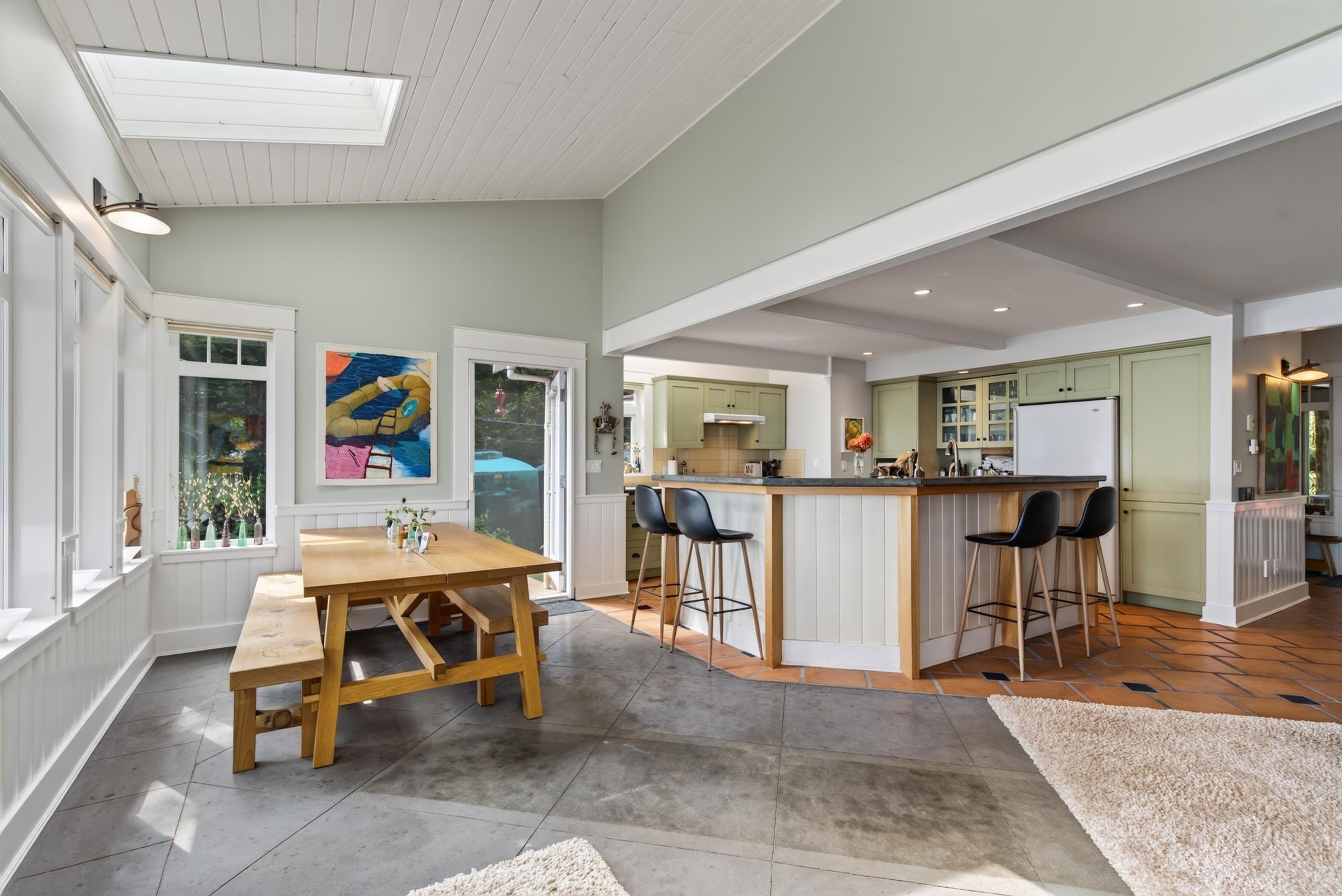 105 Island Park Drive, Galiano Island, BC - Indoor