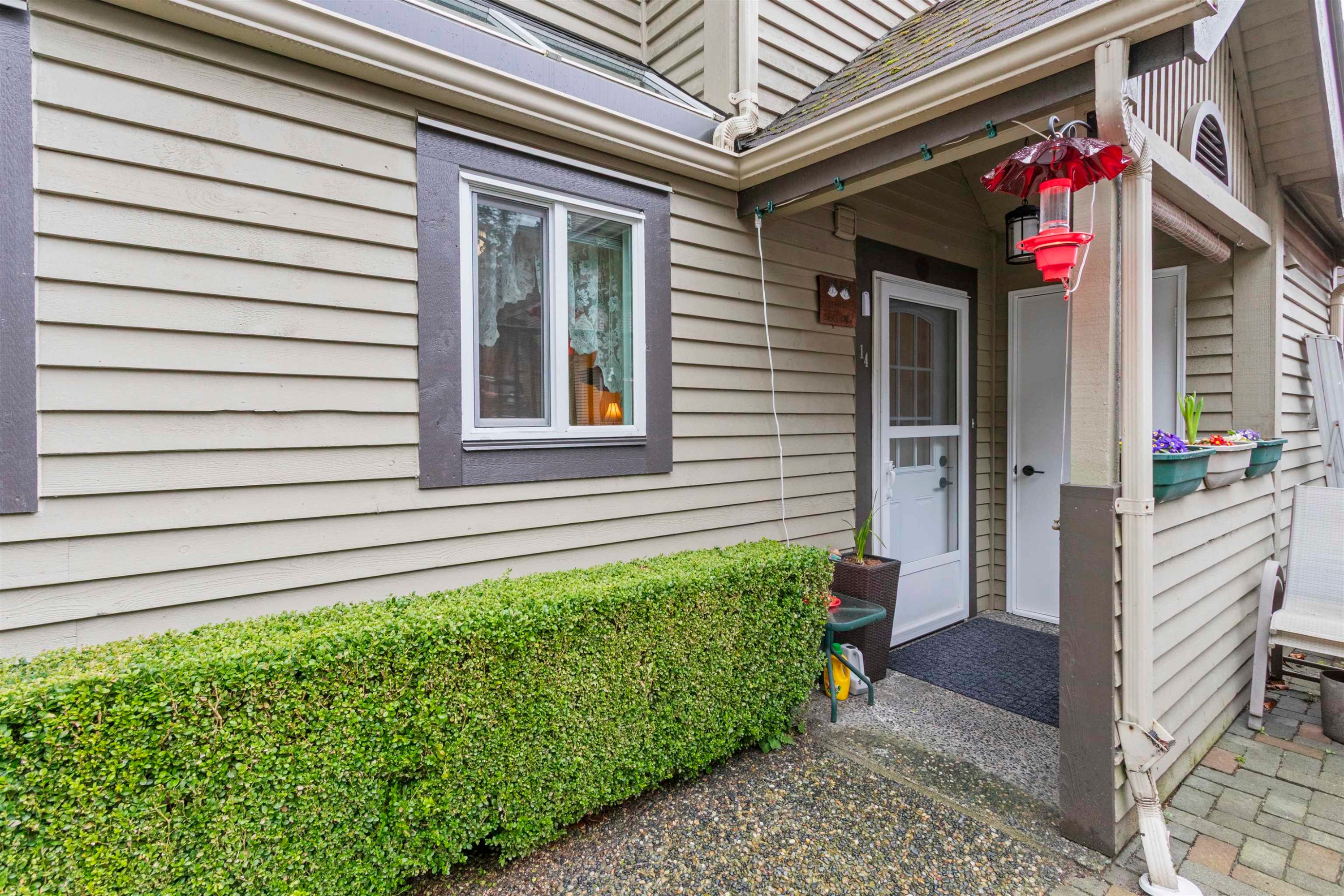 14-2736 Atlin Place, Coquitlam, BC - Outdoor