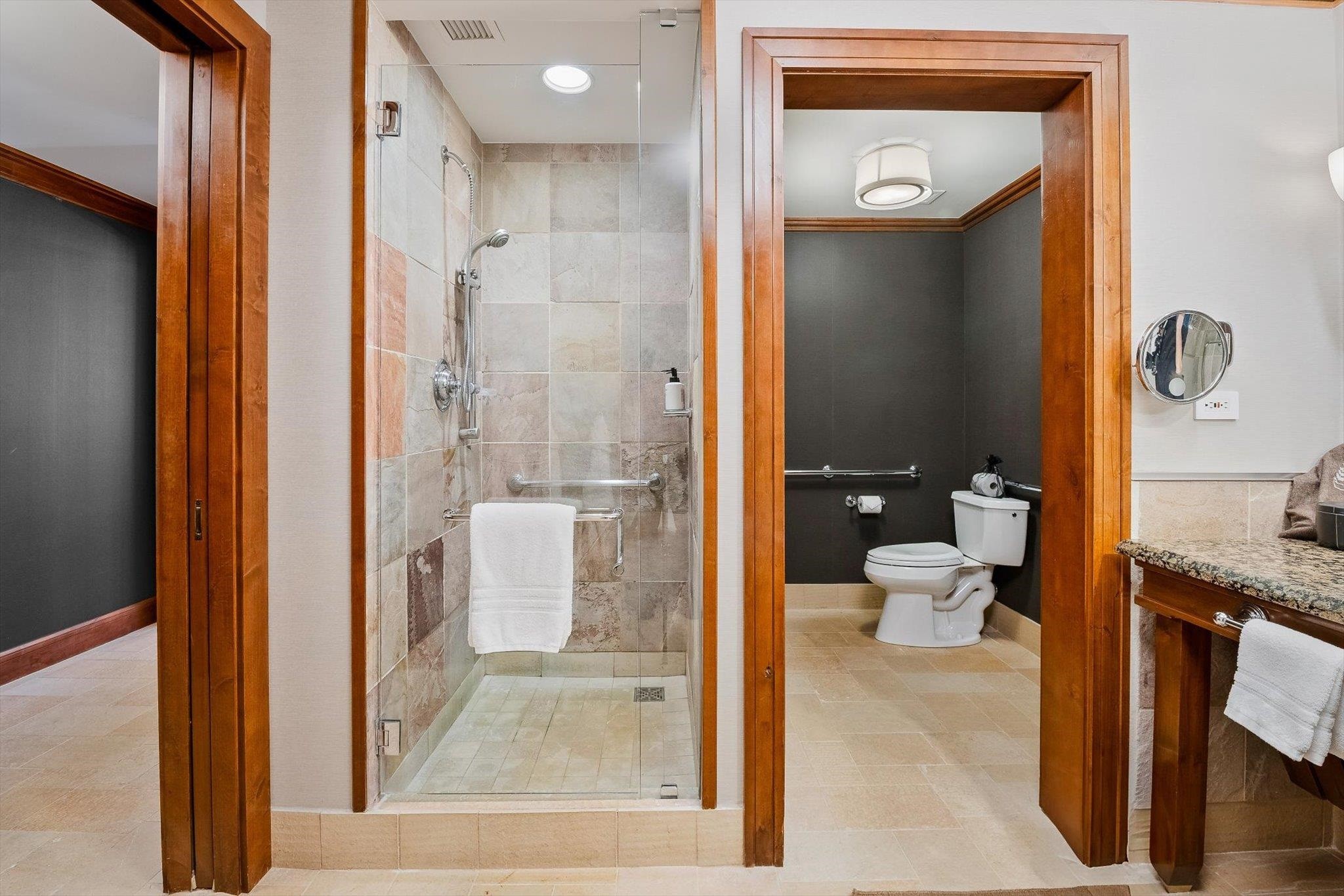 518-4591 Blackcomb Way, Whistler, BC - Indoor Photo Showing Bathroom