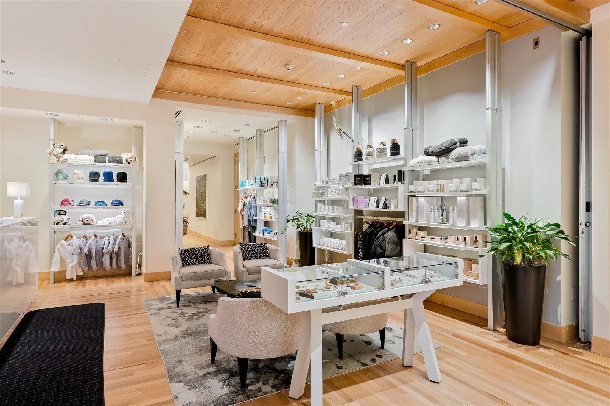 518-4591 Blackcomb Way, Whistler, BC - Indoor