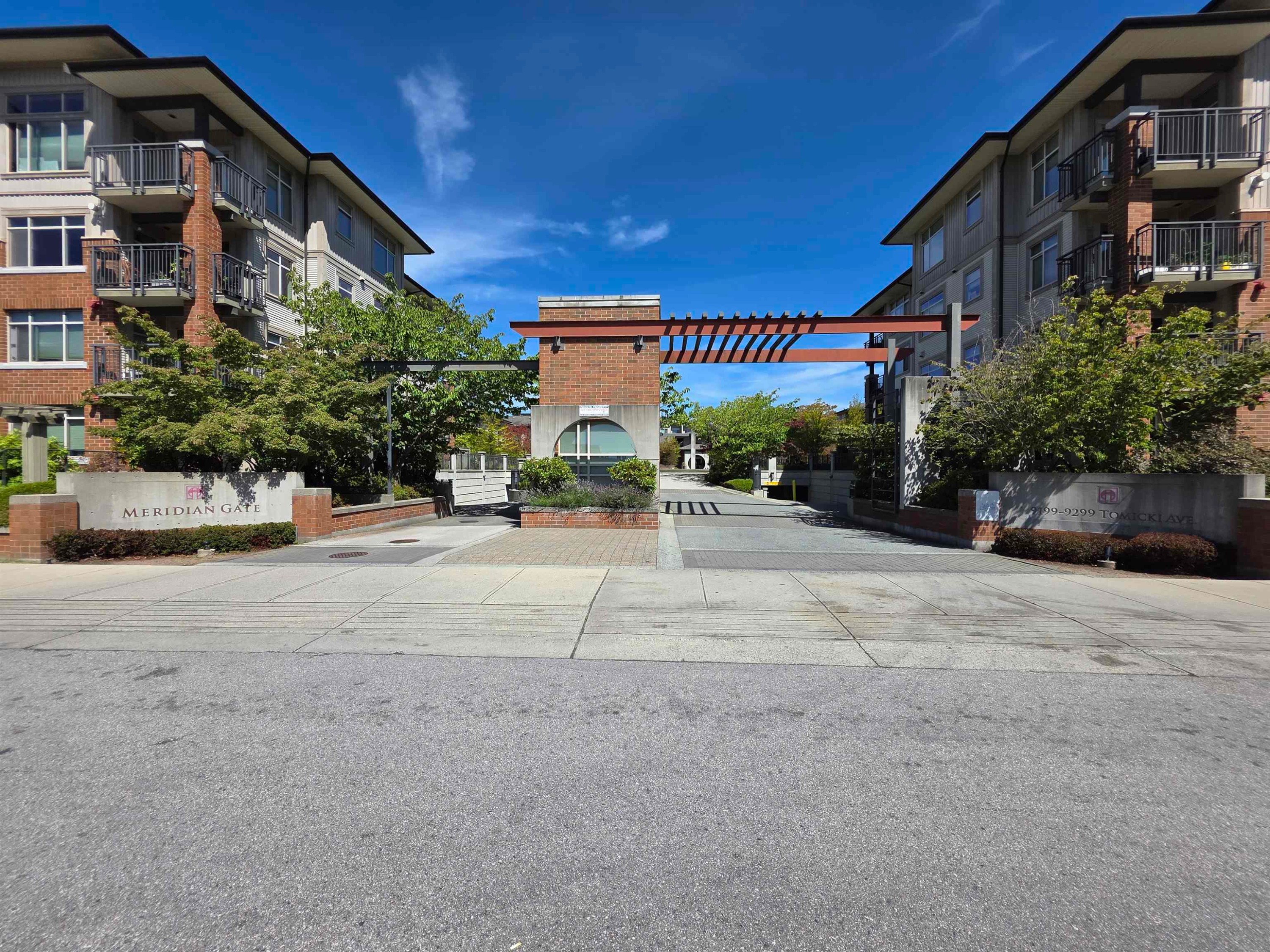 312-9299 Tomicki Avenue, Richmond, BC - Outdoor