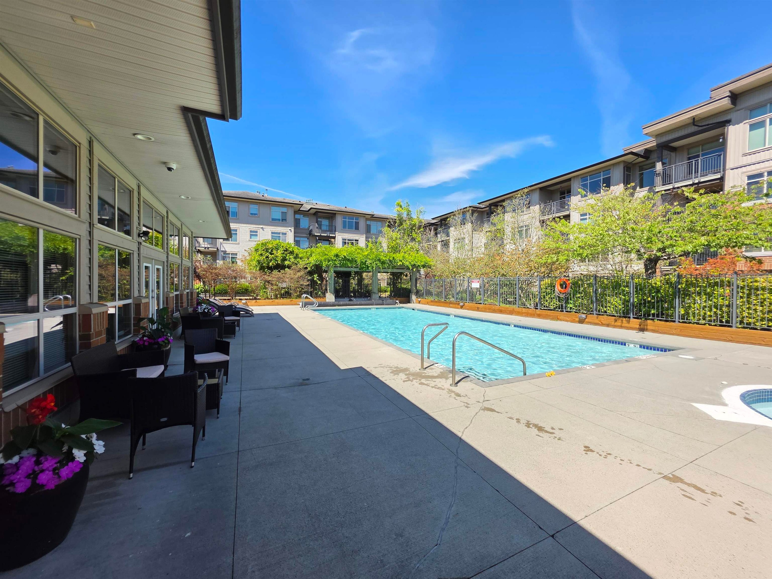 312-9299 Tomicki Avenue, Richmond, BC - Outdoor With In Ground Pool