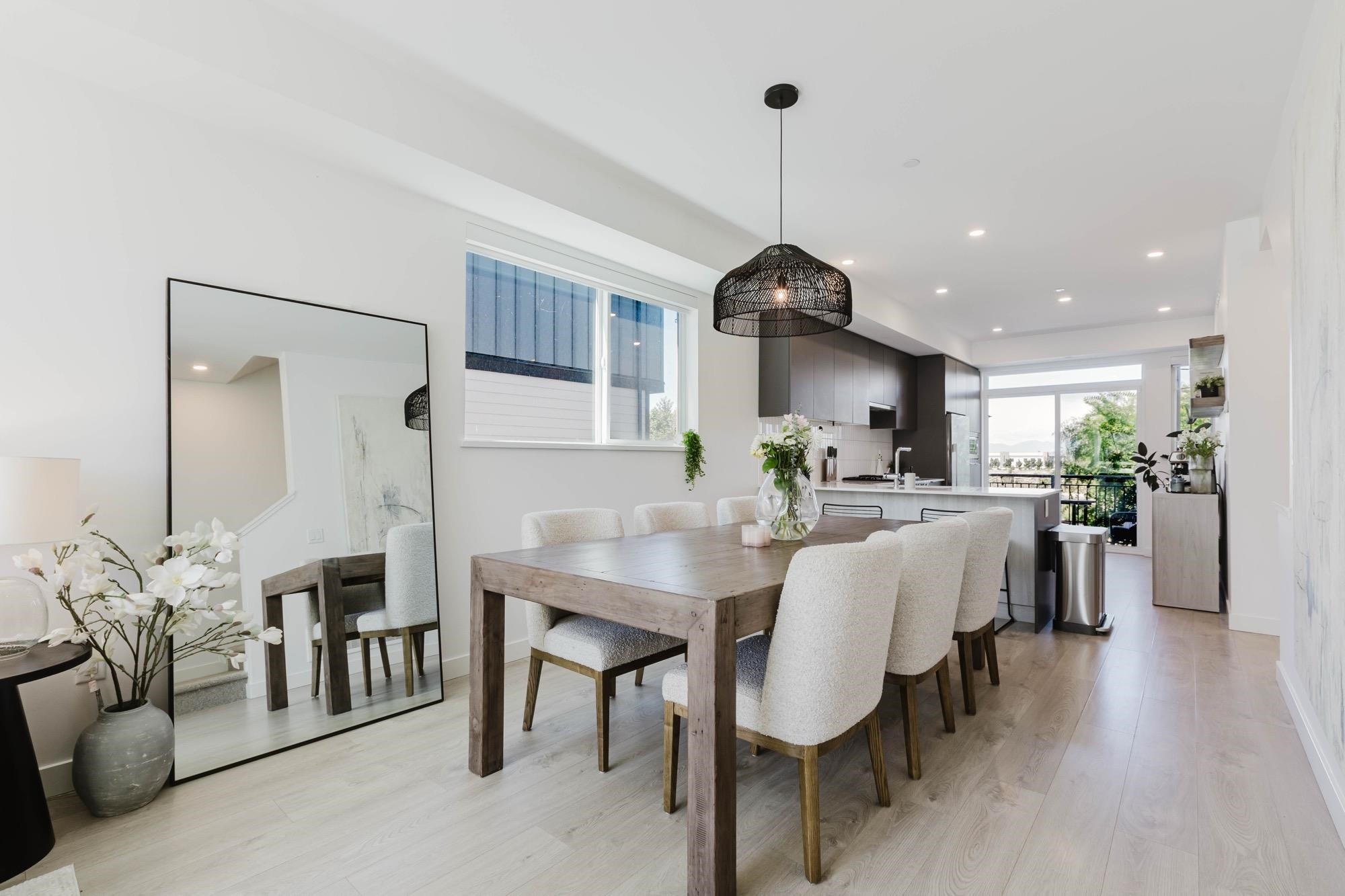 40-4375 Cormorant Way, Tsawwassen, BC - Indoor Photo Showing Dining Room