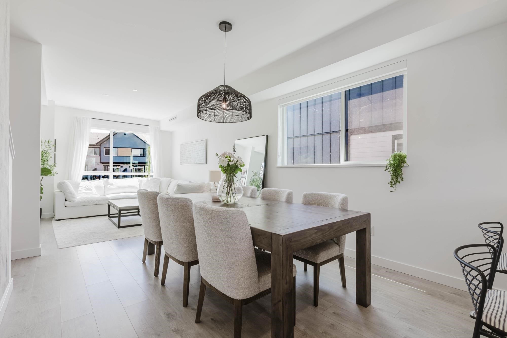 40-4375 Cormorant Way, Tsawwassen, BC - Indoor Photo Showing Dining Room